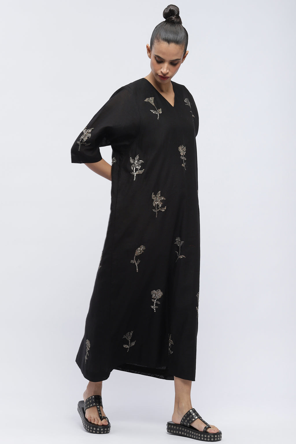 Sequin Buta Kaftan