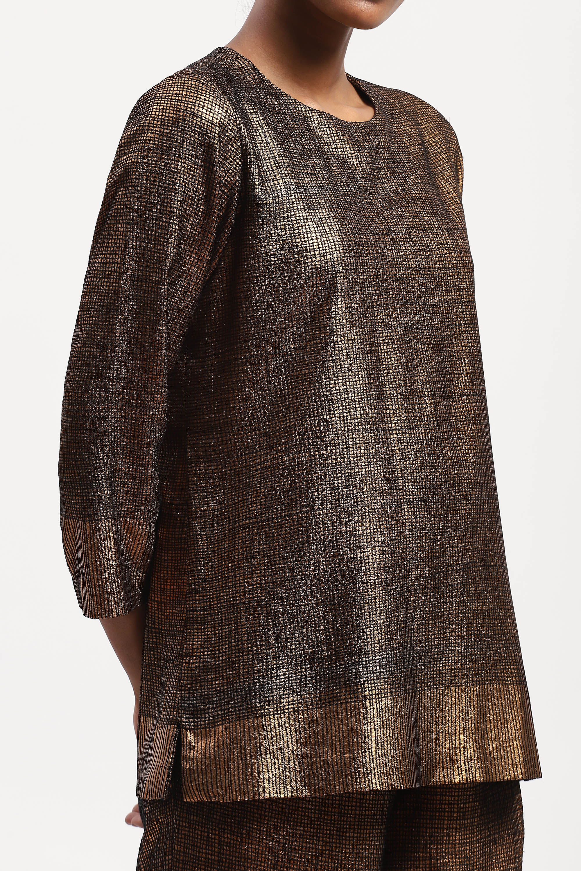 Foil Aari Top