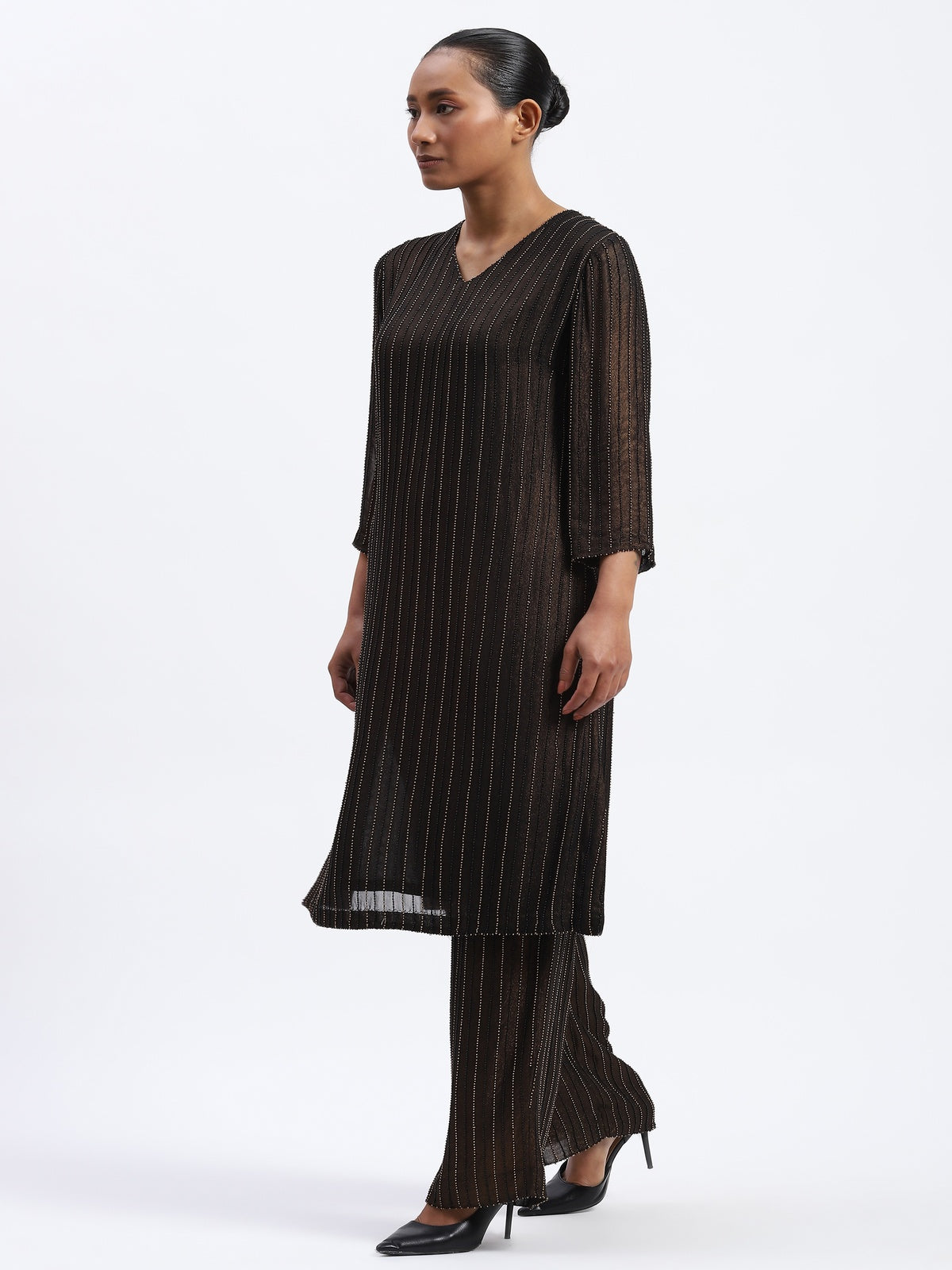 Gold Foil Beaded Kurta