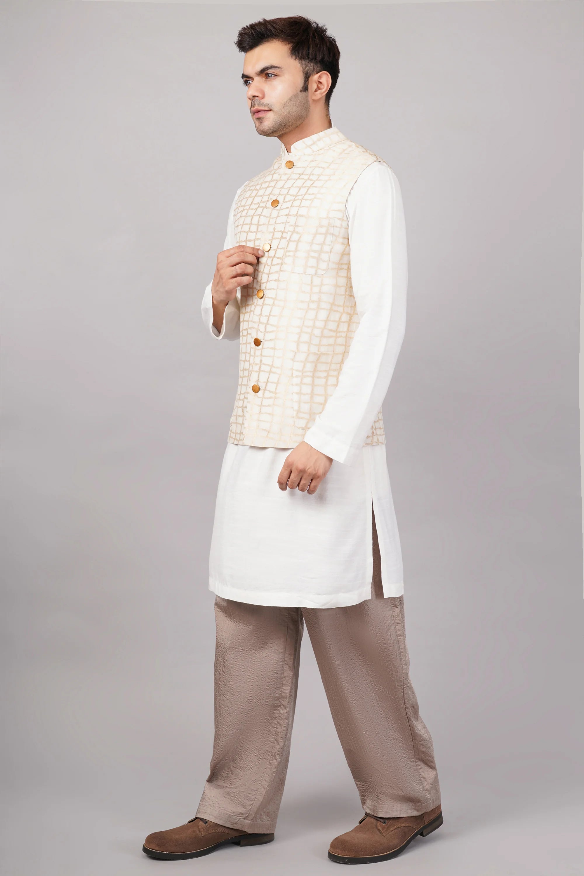 Lattice Brocade Bundi Ivory