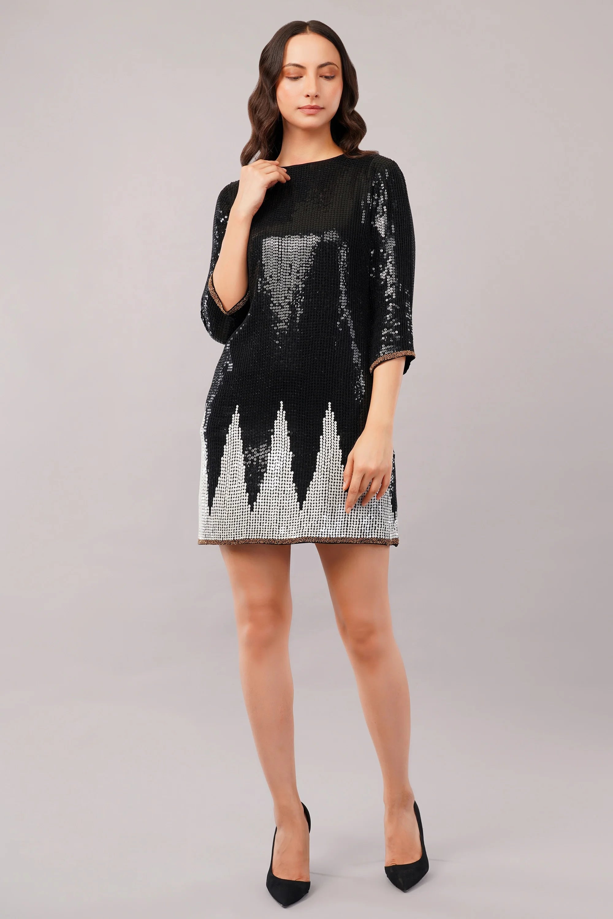 Sequinned Trangle Dress Black & White