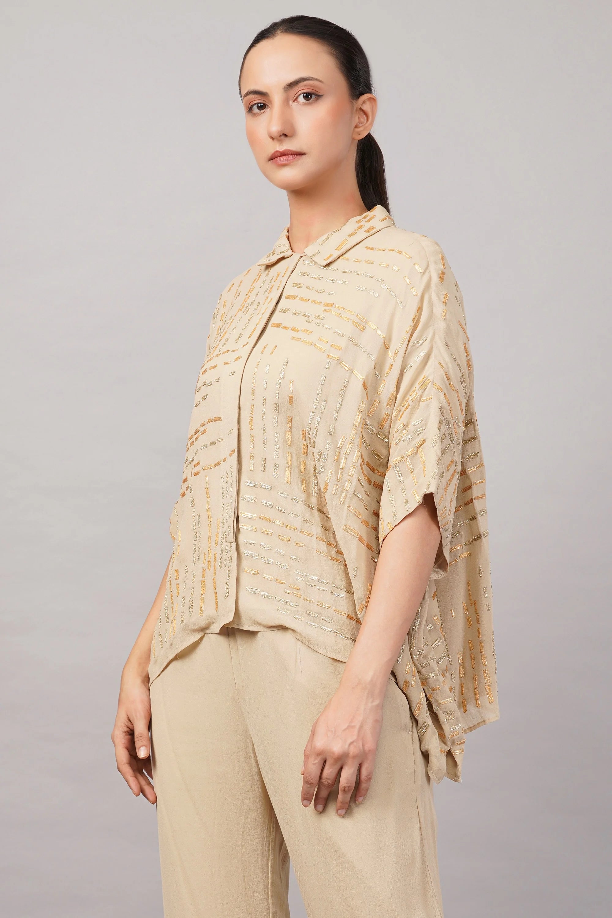 Gota Dash Top Beige & Gold