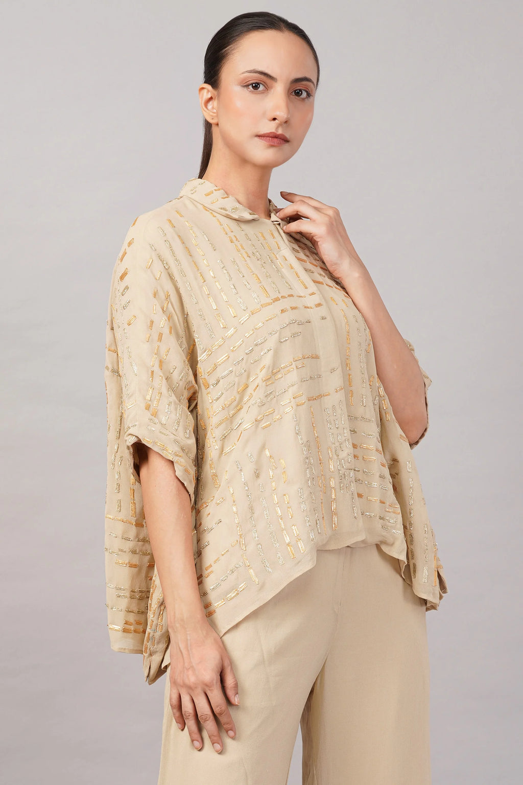 Gota Dash Top Beige & Gold
