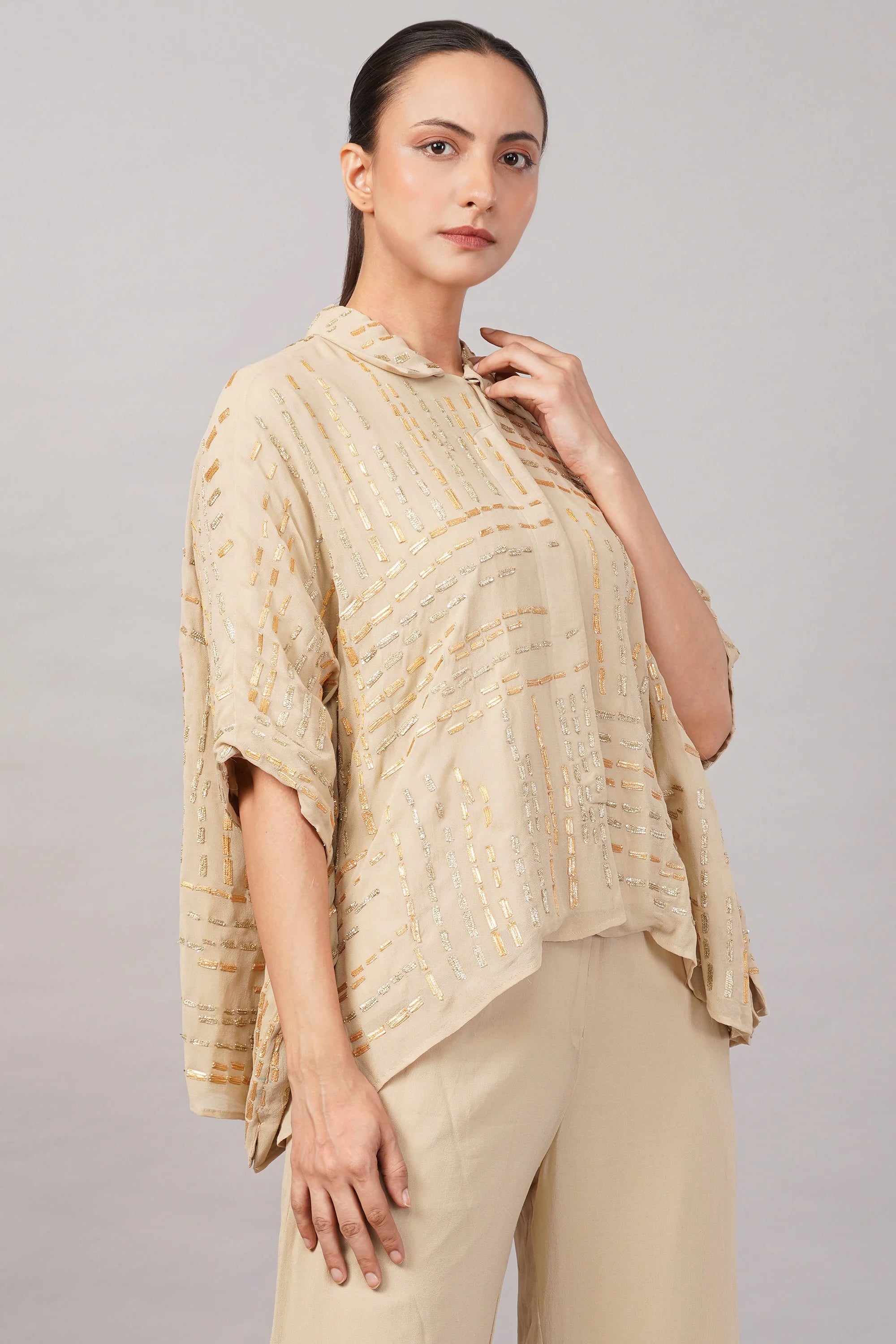 Gota Dash Top Beige & Gold