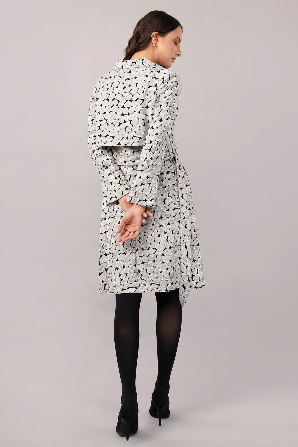 Aari Dot Jacket Black & Ivory
