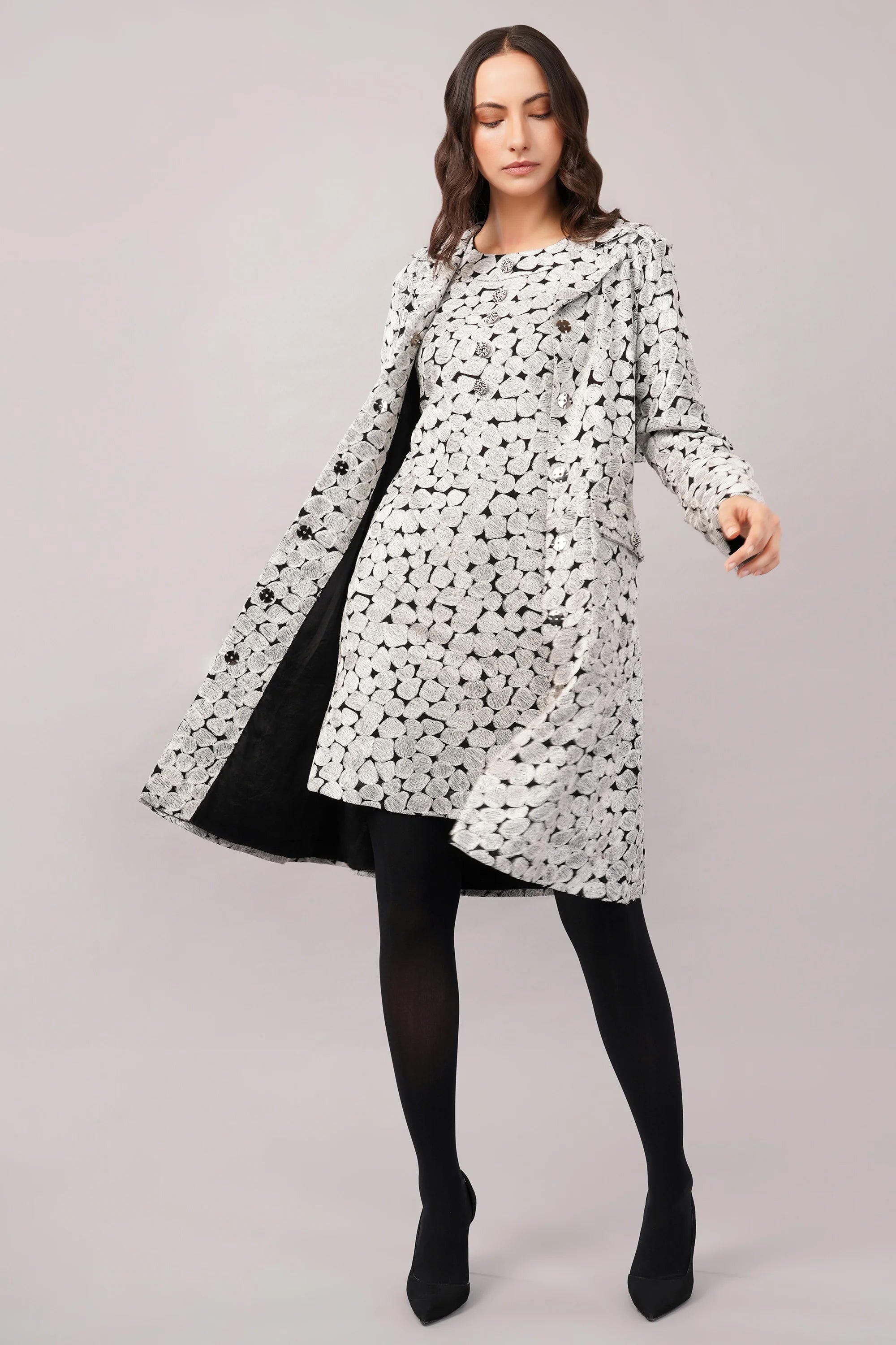 Aari Dot Jacket Black & Ivory