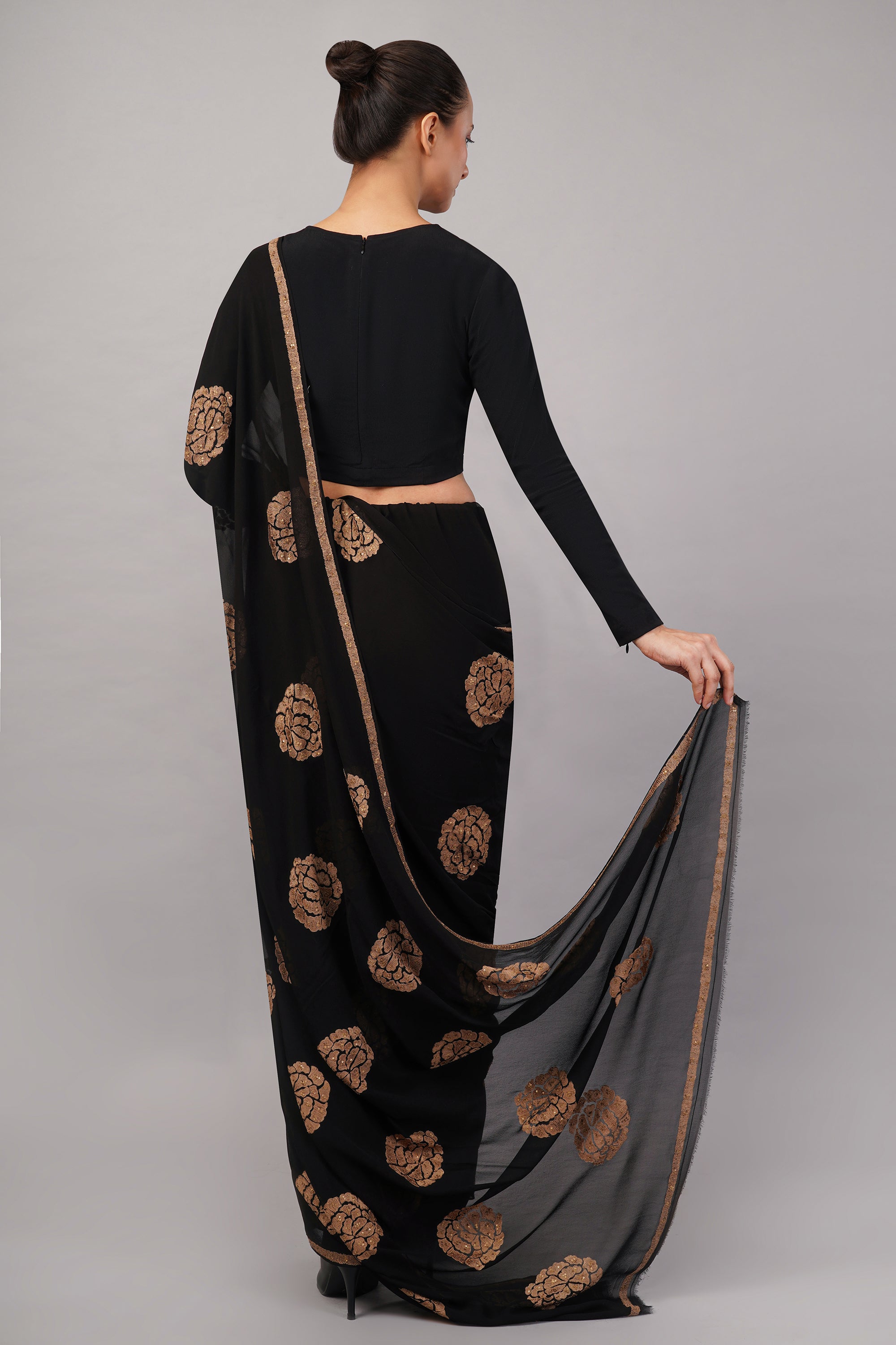 Aari Flower Saree