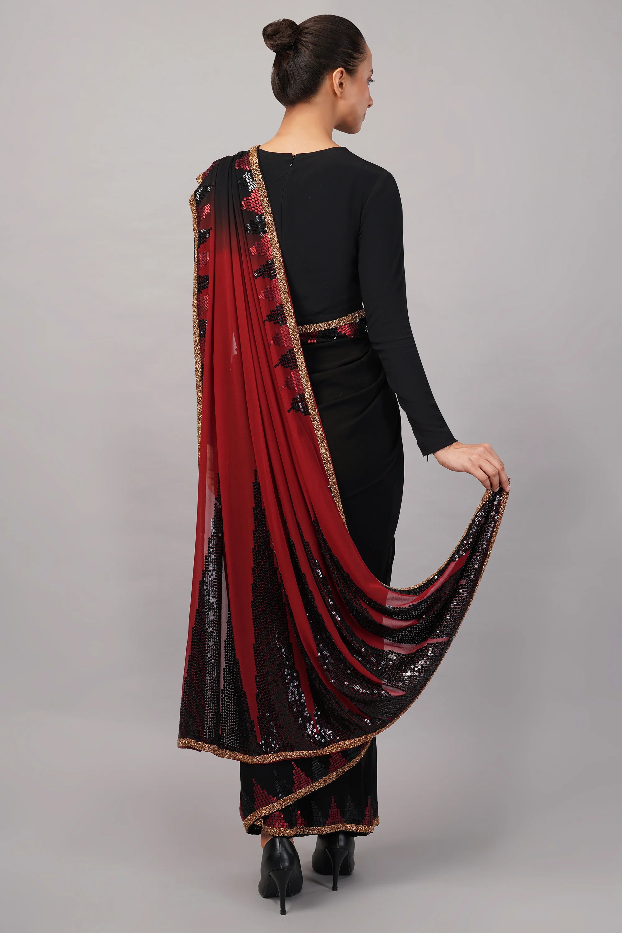 Sequinned Trangle Saree