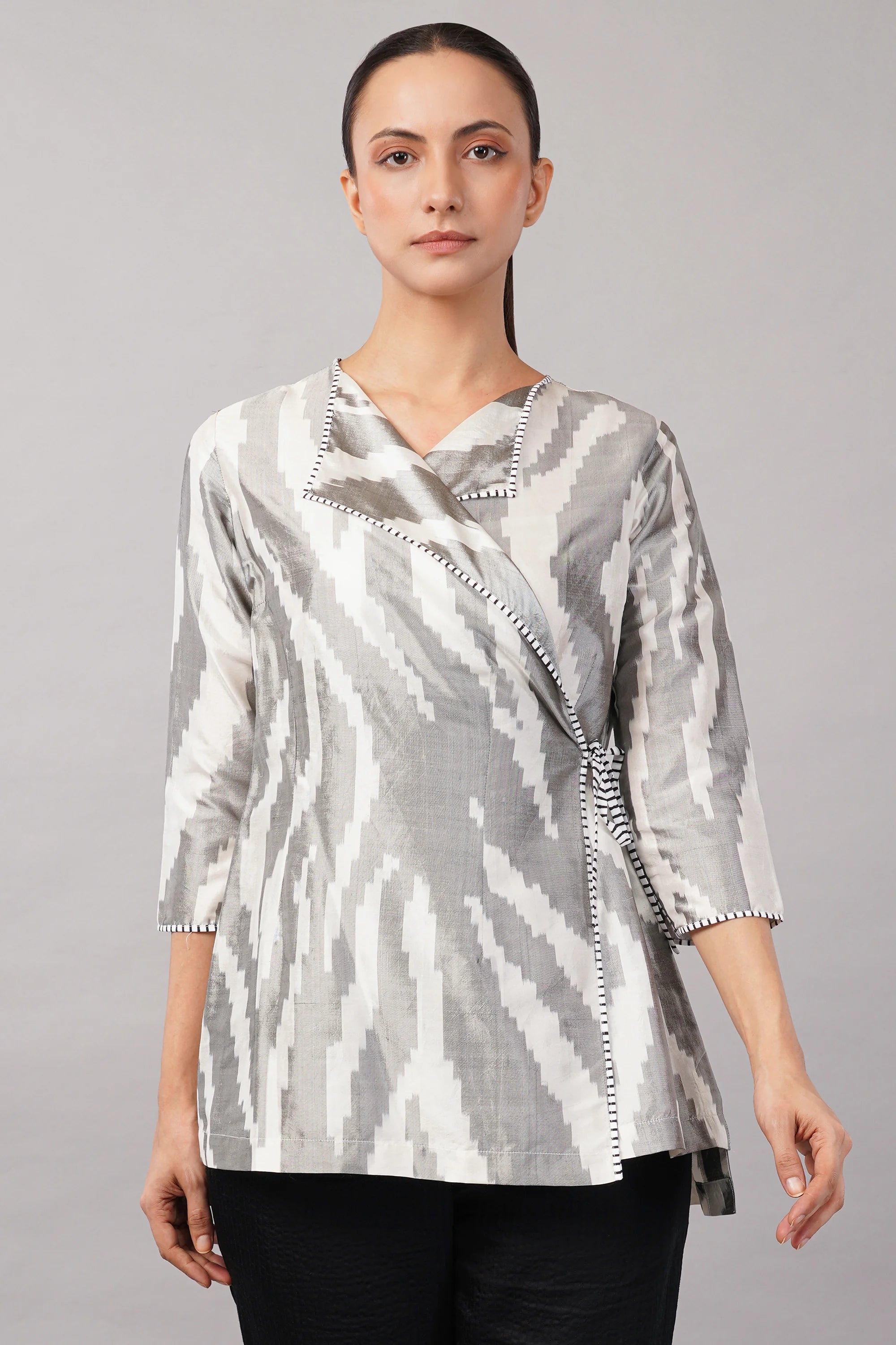Zebra Ikat Top Ivory