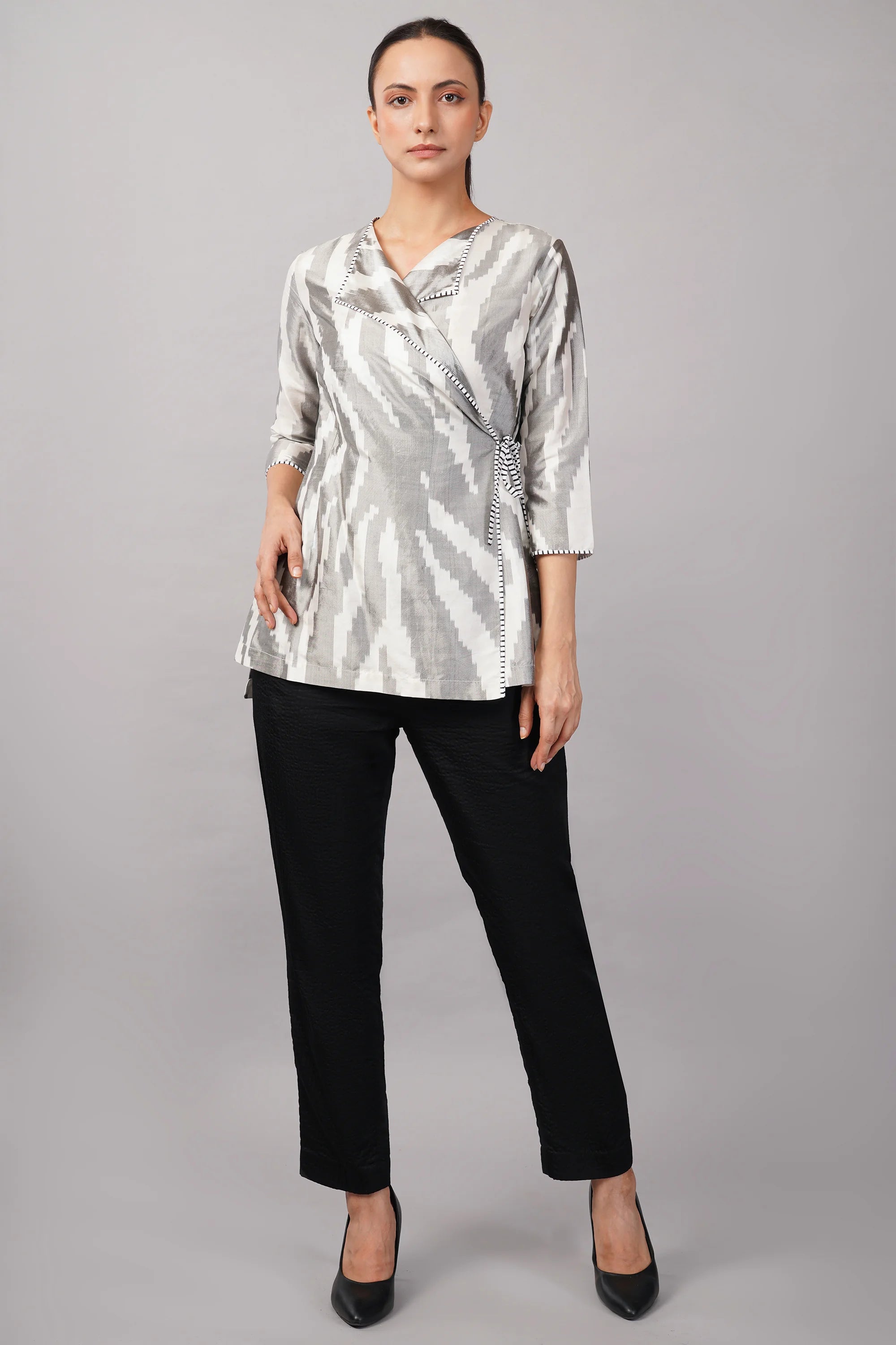 Zebra Ikat Top Ivory