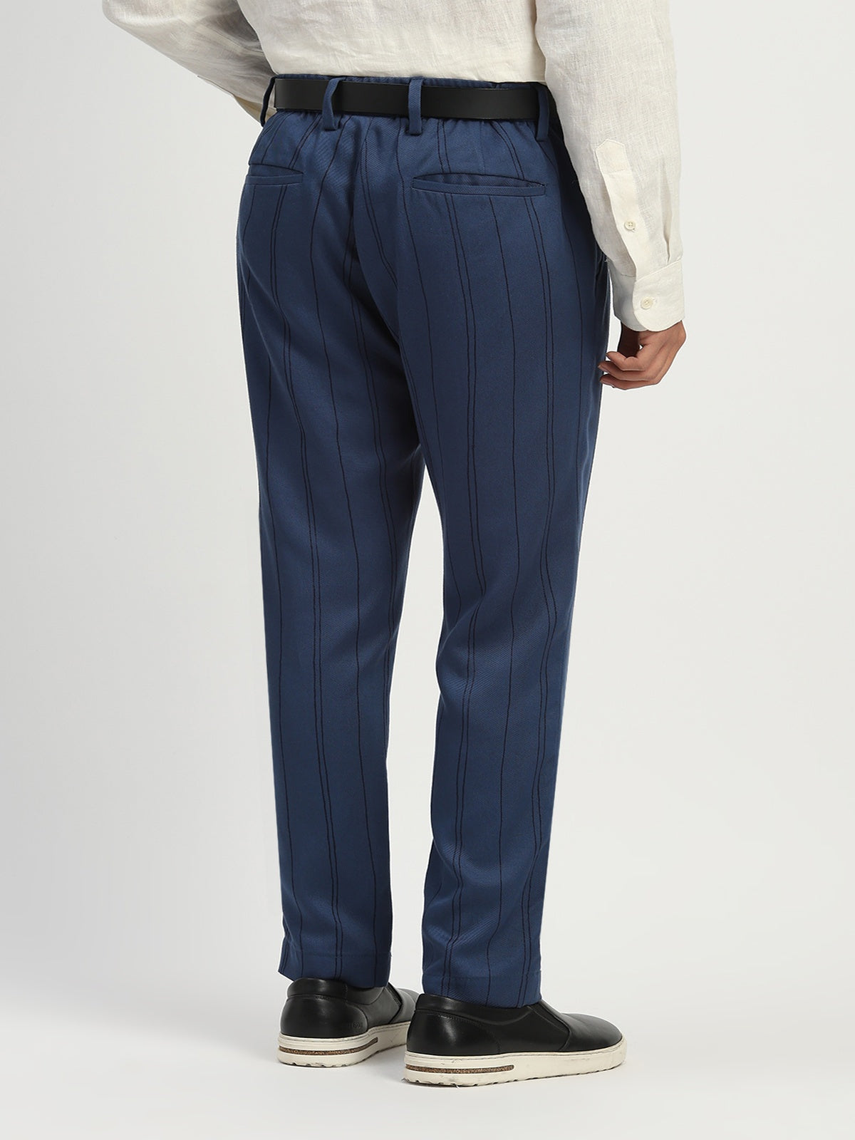 Shaded Aari Stripes Trouser