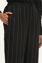 Pleated Linen Trouser
