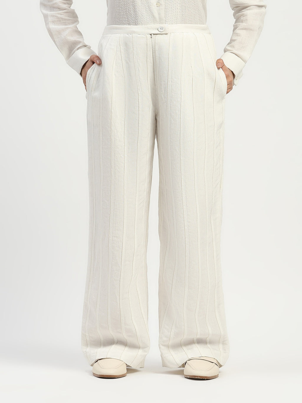 Pleated Linen Trouser