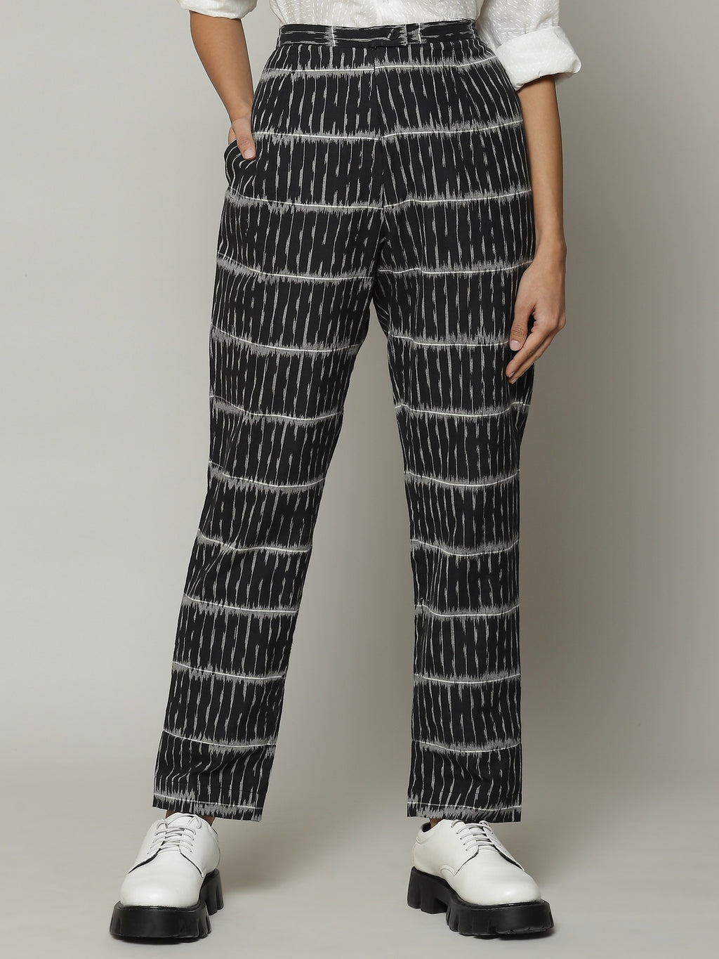 Single Ikat Cotton Pant Black