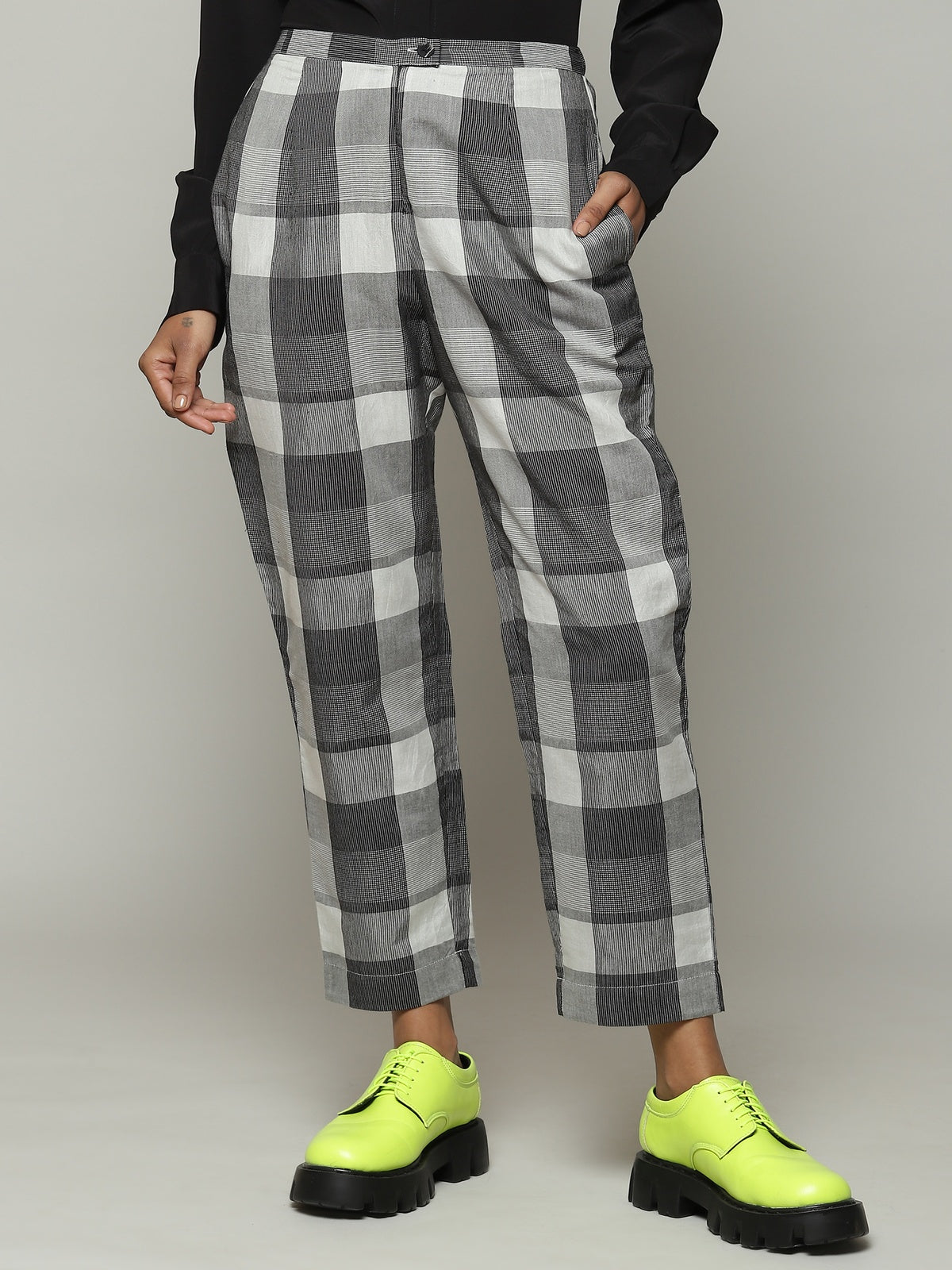 Handwoven Tencel X Cotton Pant Black-Ivory
