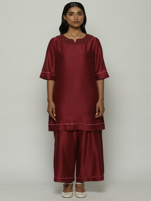 French Knot Neck Kurta