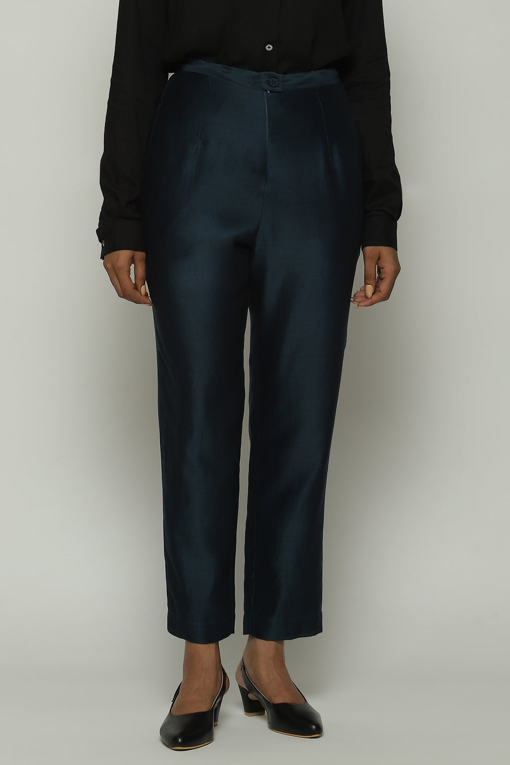 Solid Classics Trouser