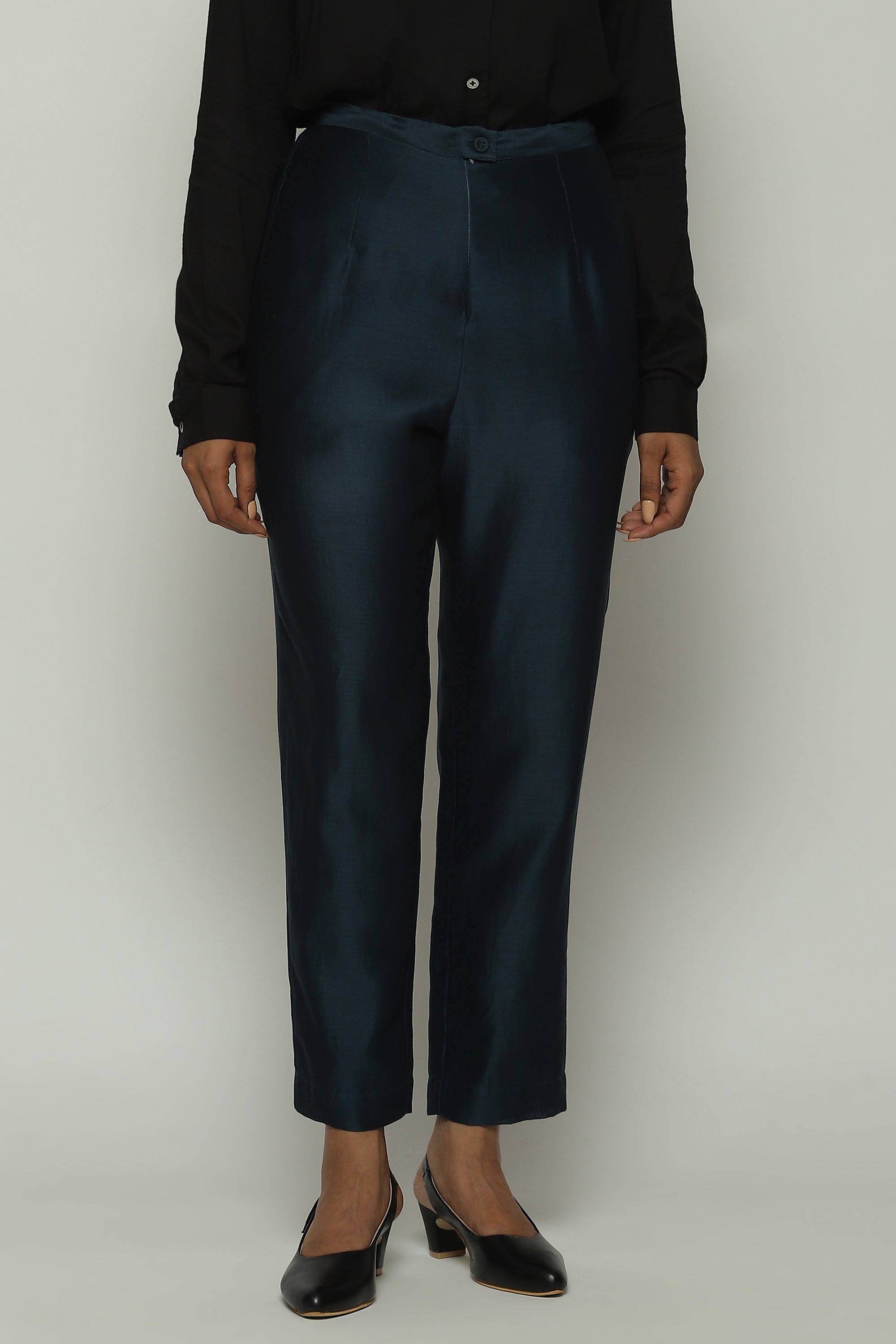 Solid Classics Trouser