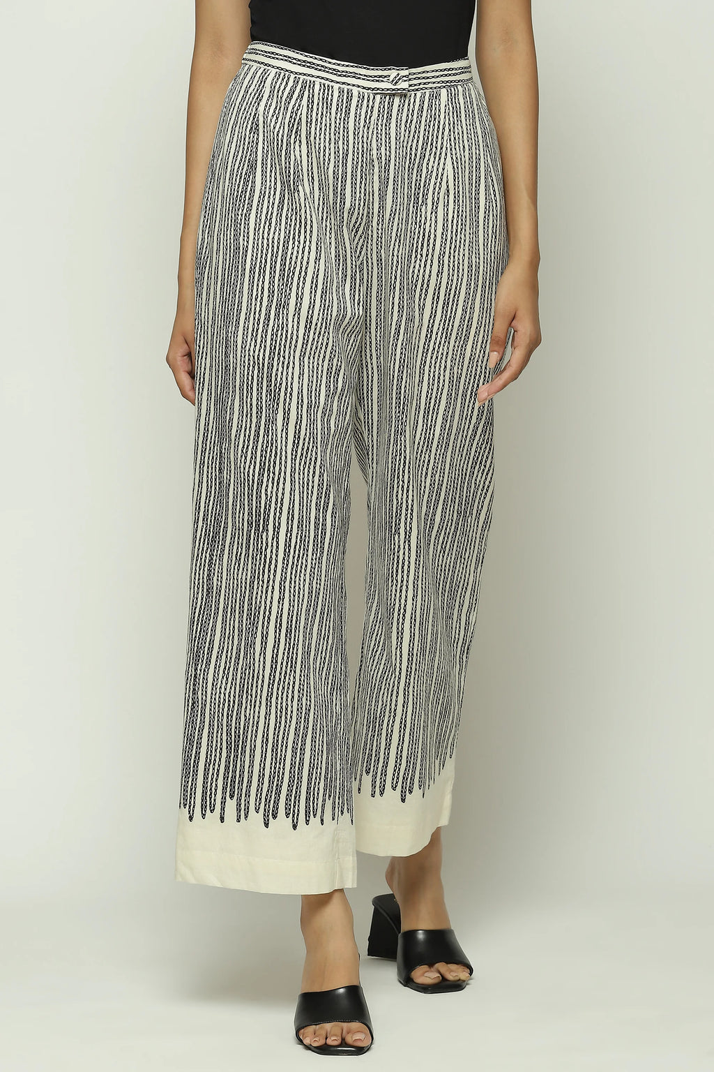 Crewel Print Trouser
