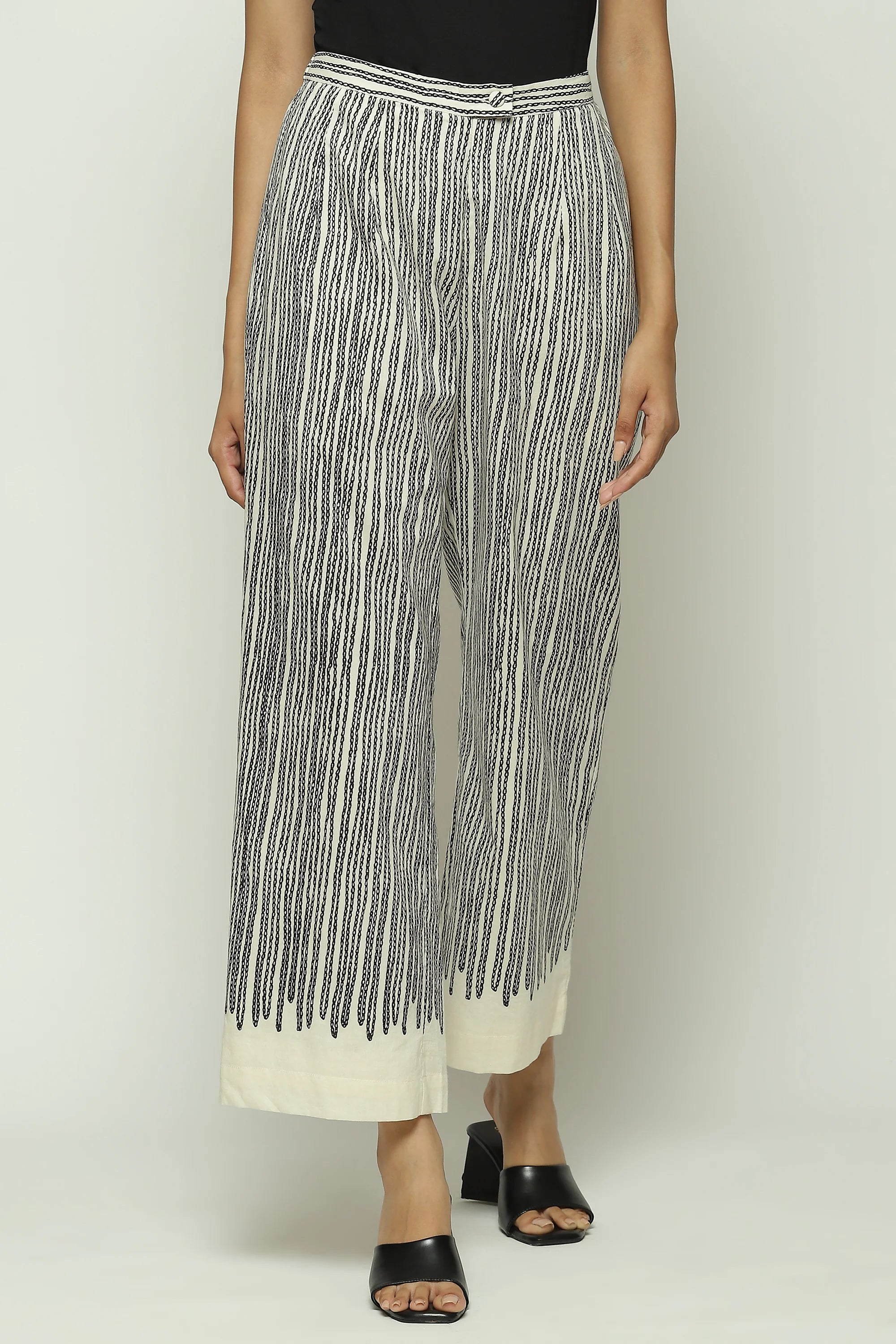 Crewel Print Trouser