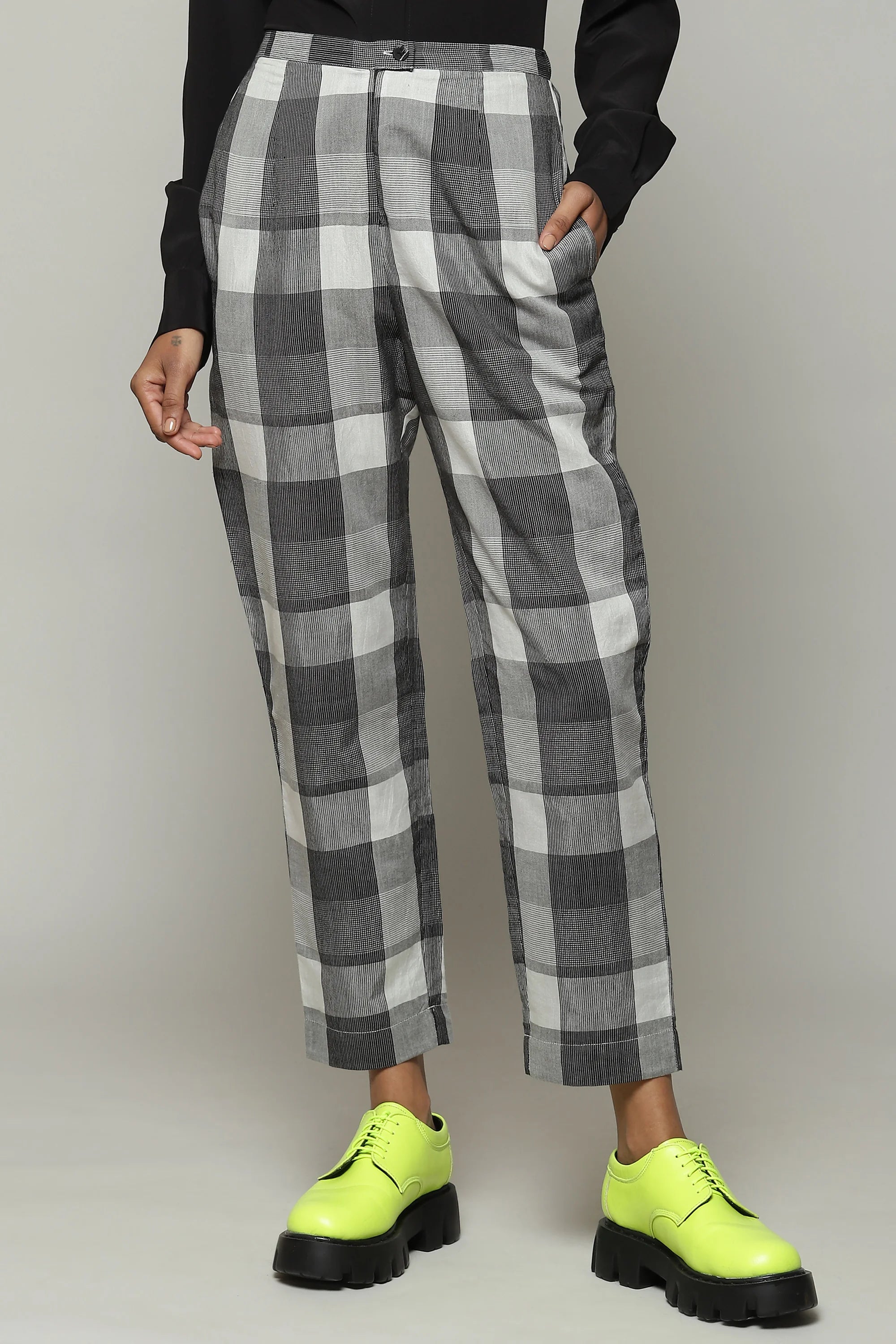 Handwoven Tencel X Cotton Pant Black-Ivory
