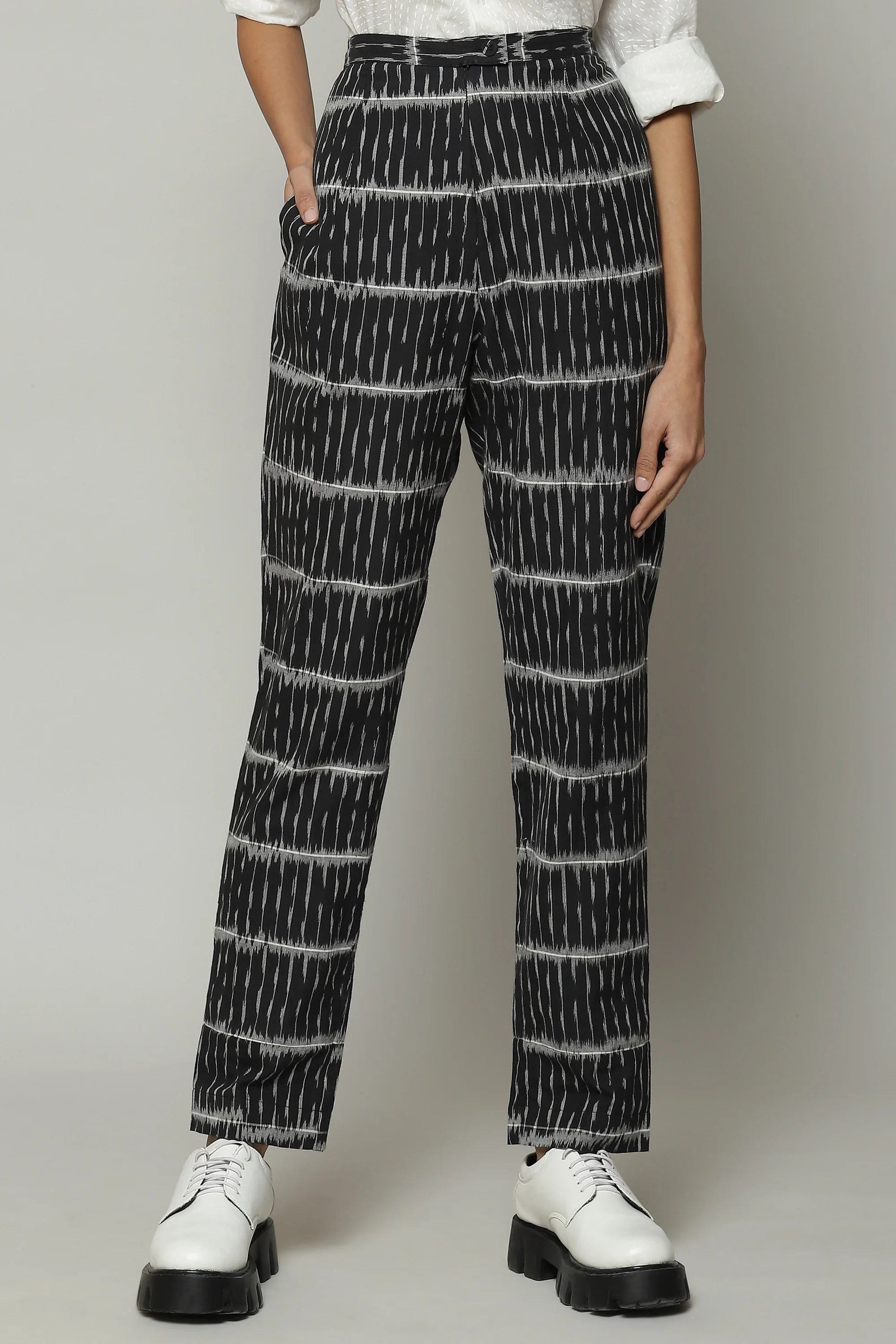 Single Ikat Cotton Pant Black