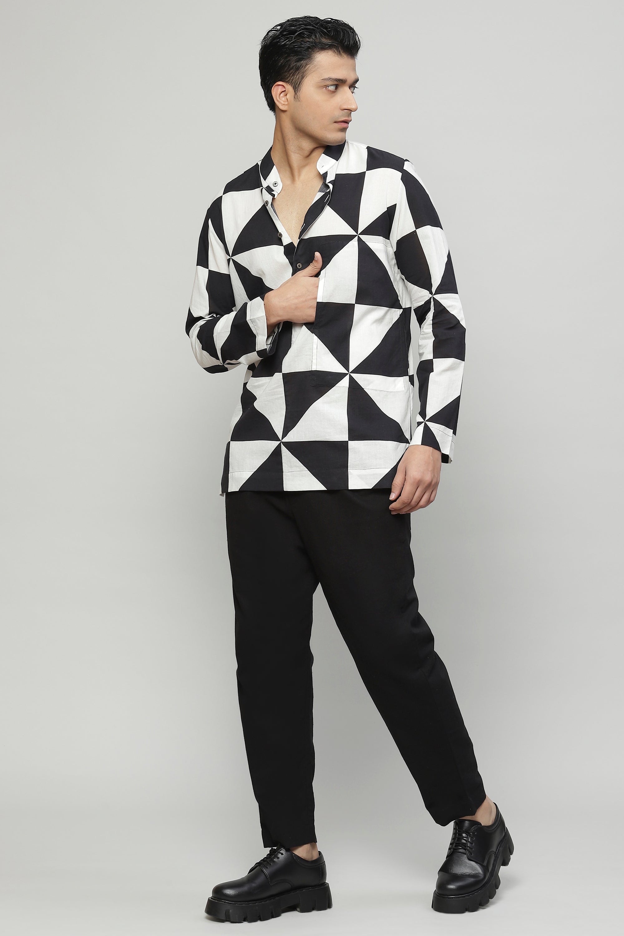 Pin Wheel Cambric Shirt Black-White