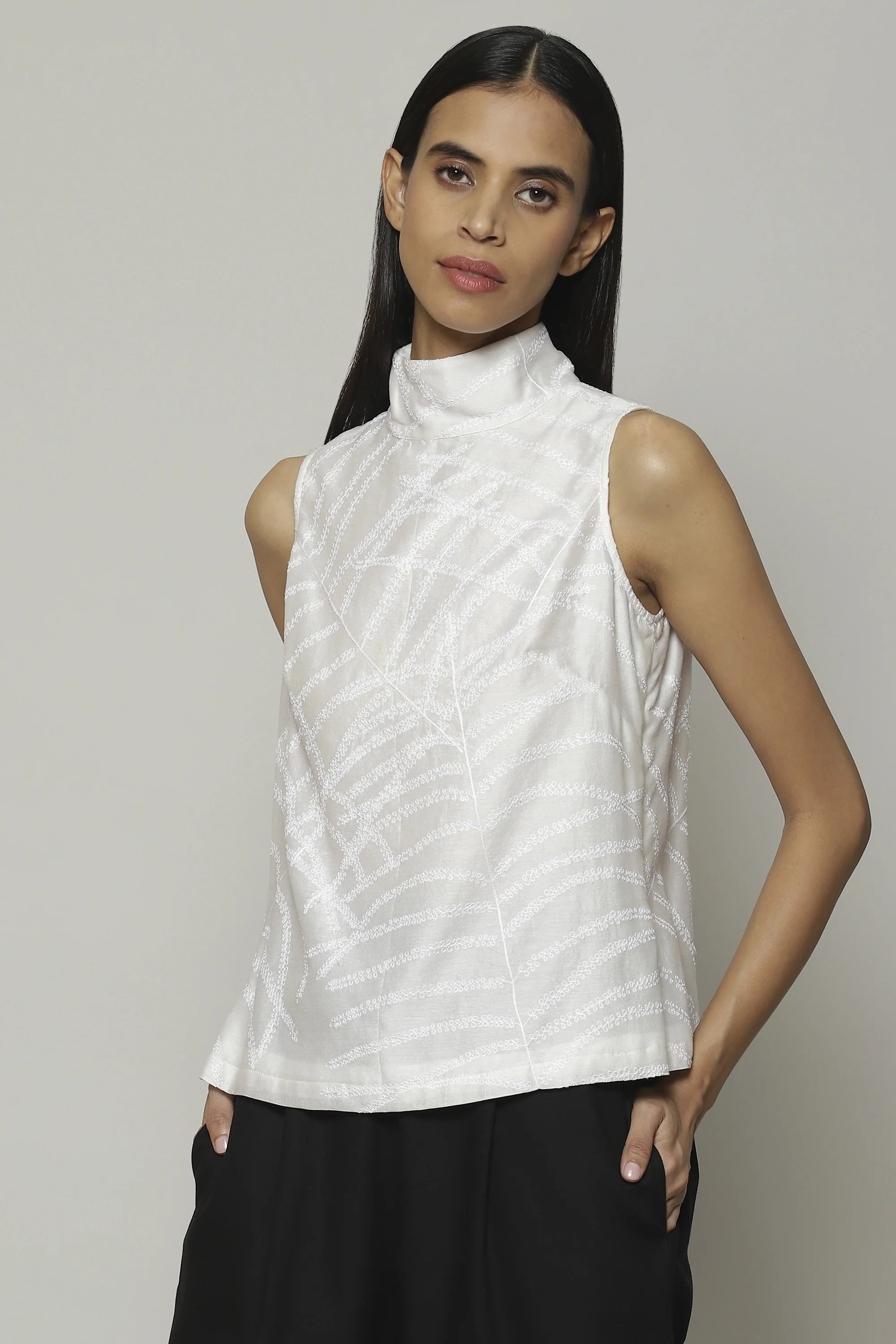 Fern Crewel Embroidered Silk X Cotton Top Ivory