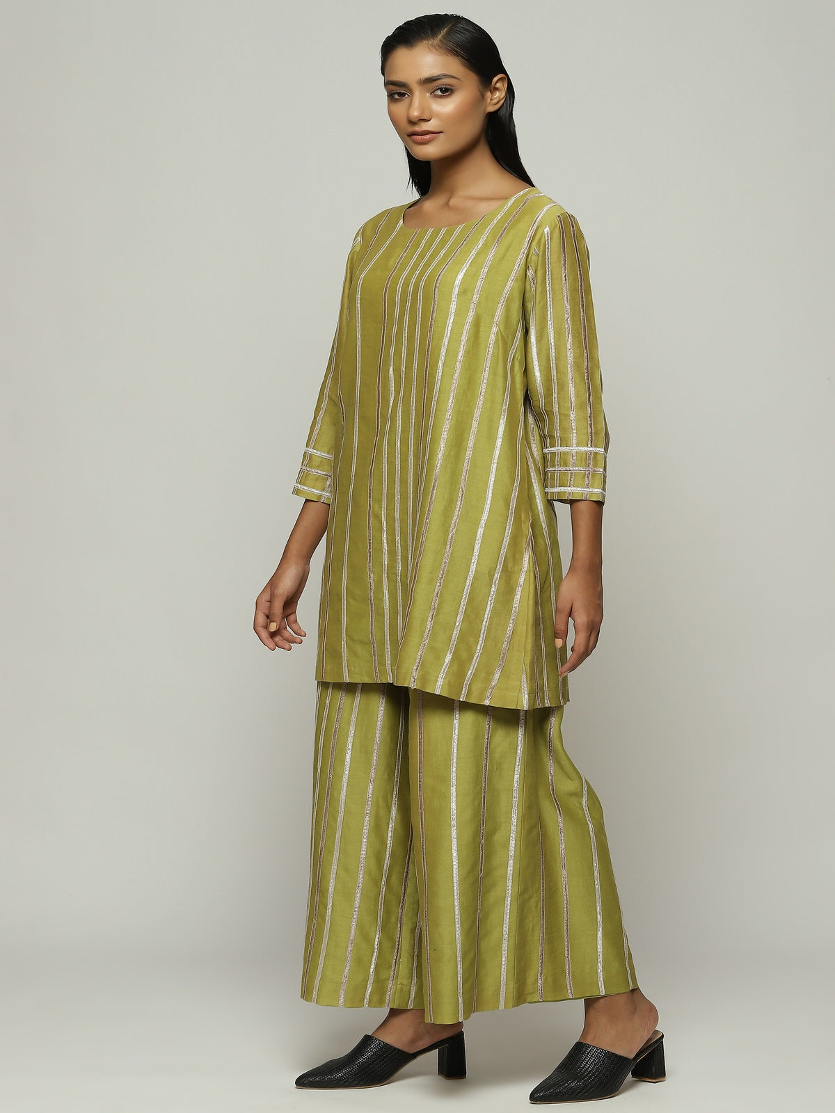 Tonal Lace Trim Kurta