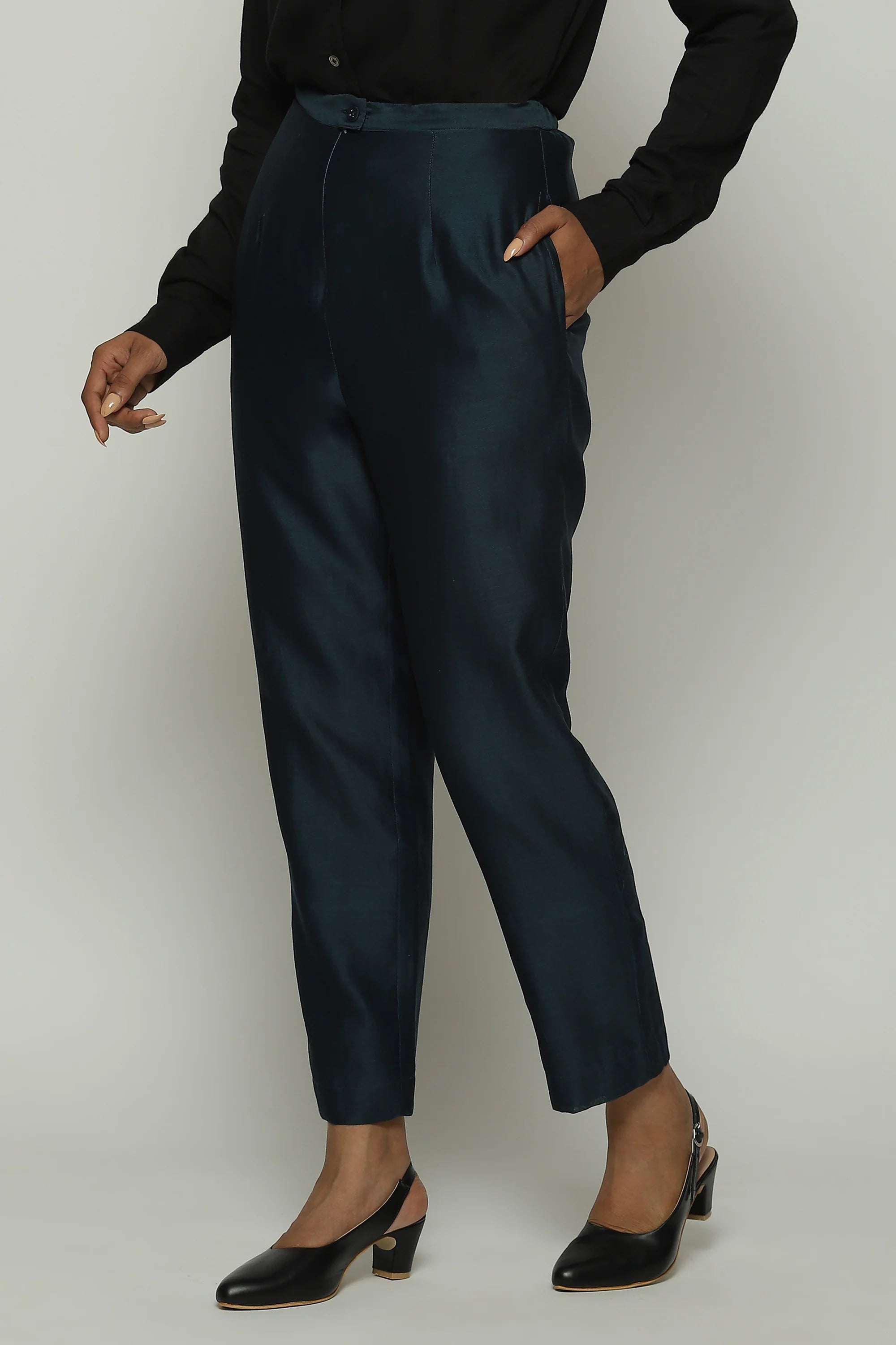 Solid Classics Trouser
