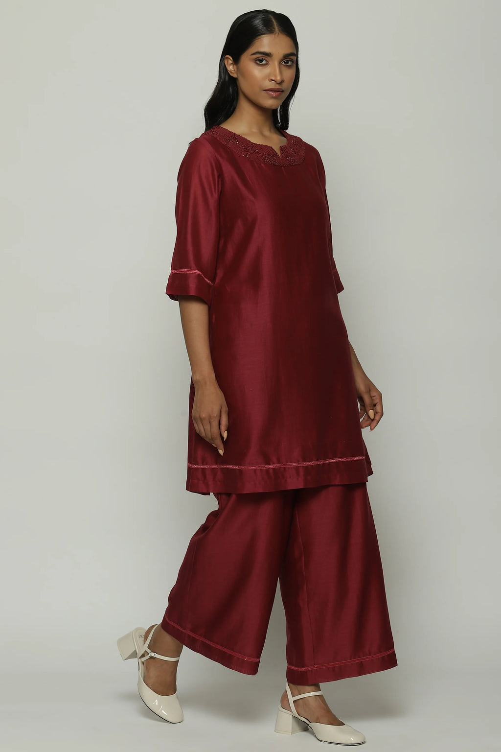 French Knot Neck Kurta