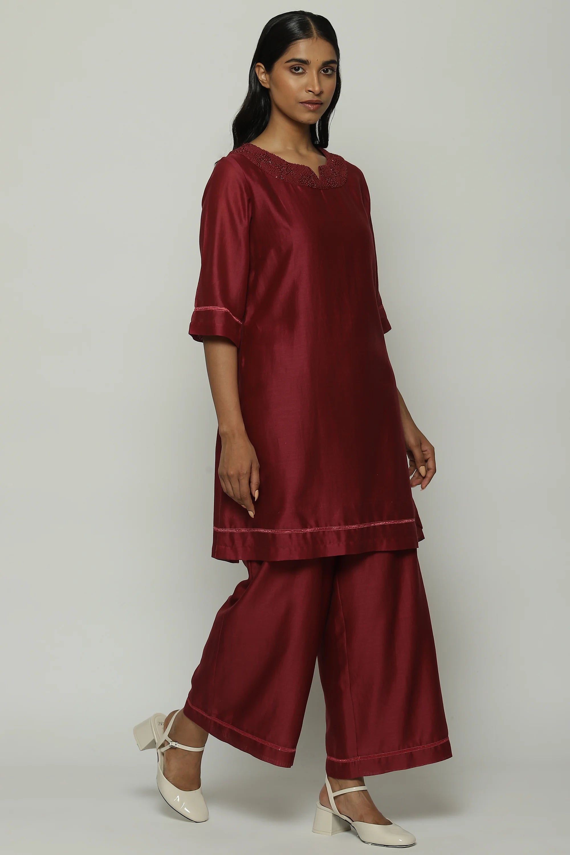 French Knot Neck Kurta