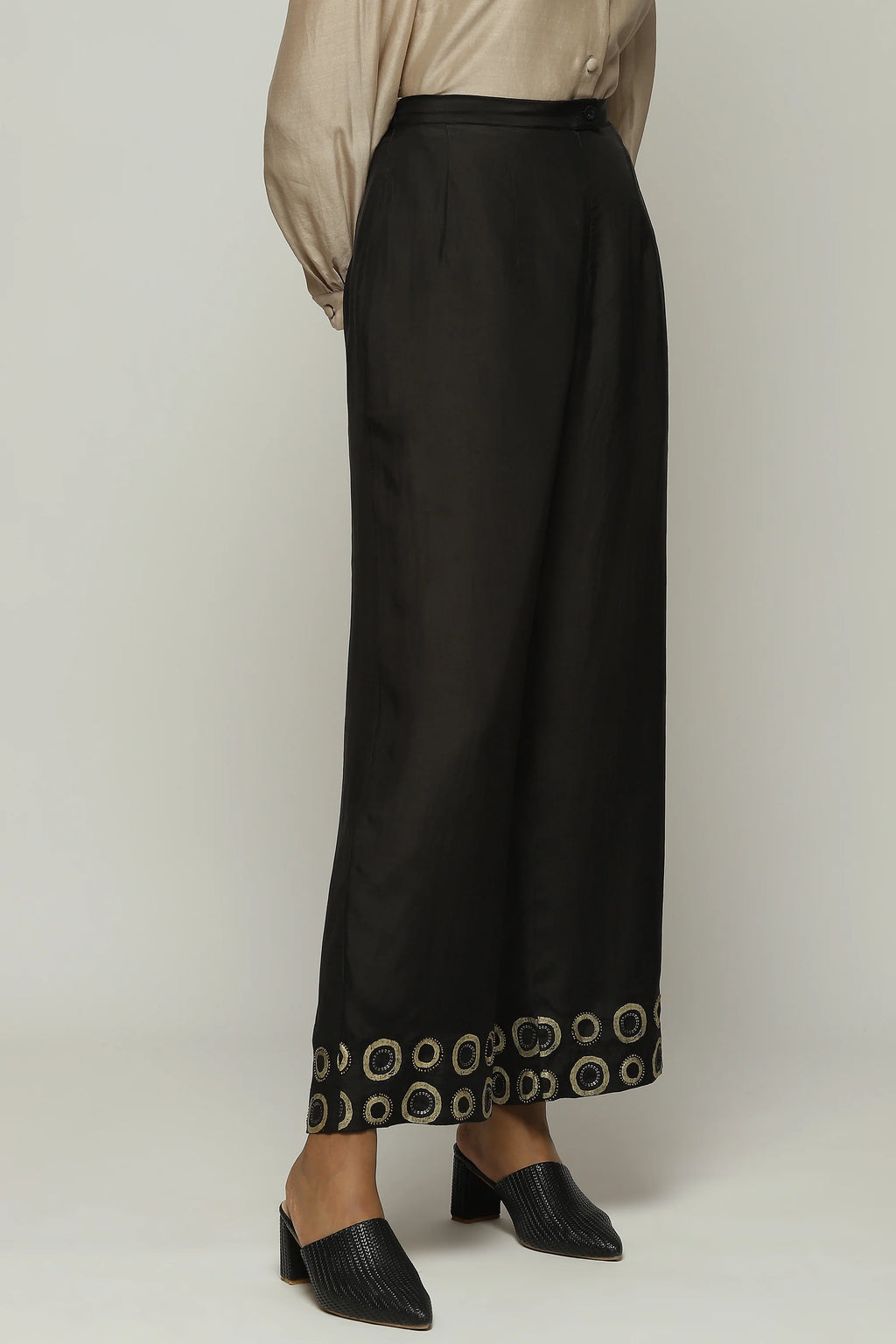 Circle Print &  Beads - Sequins Straight Pant