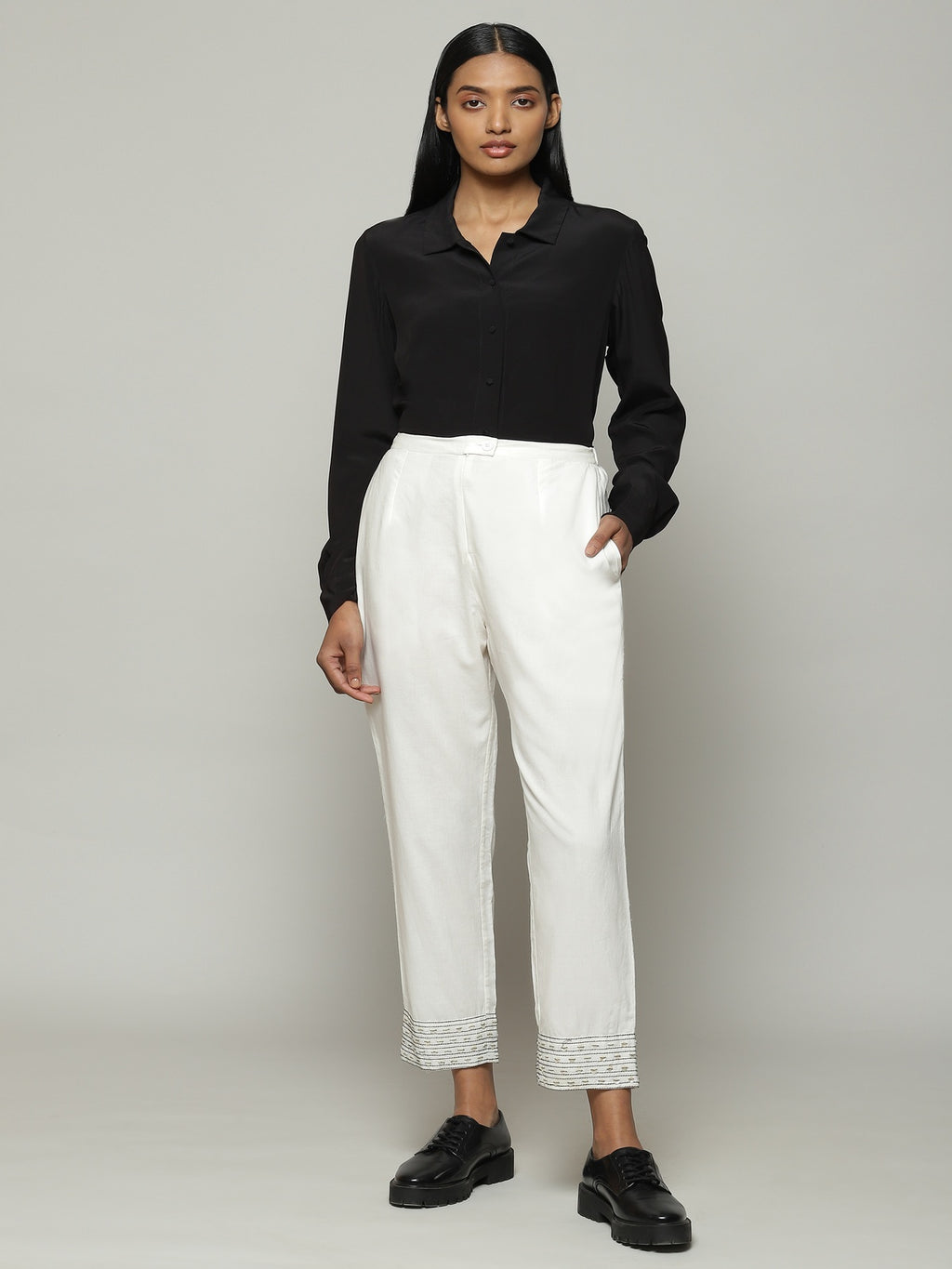 Mother Of Pearl Embroidered Cambric Pant Ivory