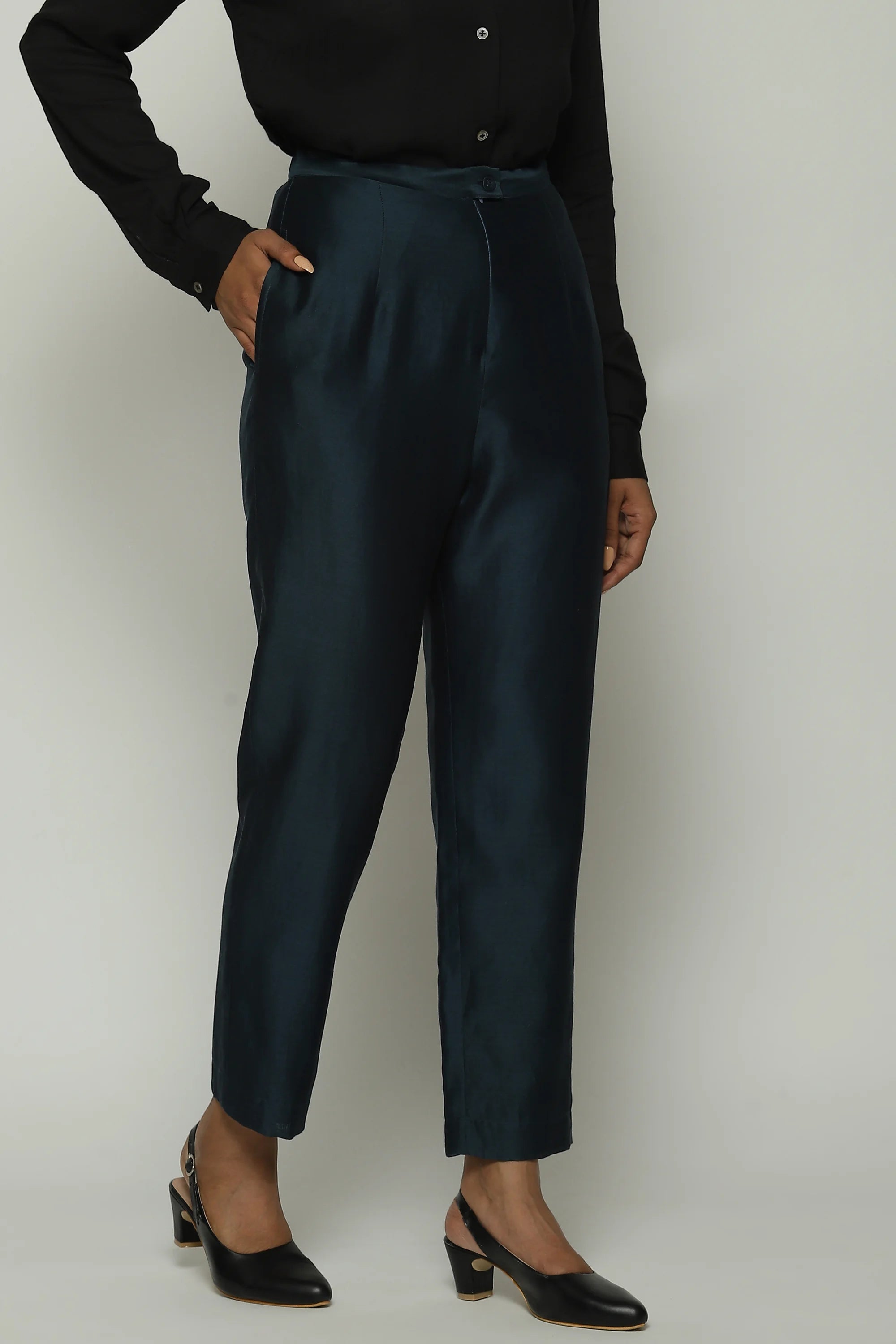 Solid Classics Trouser