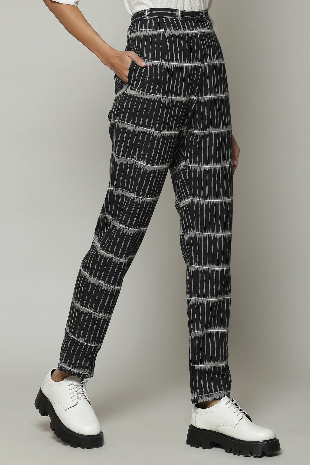Single Ikat Cotton Pant Black