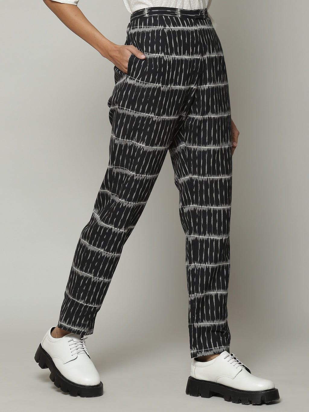 Single Ikat Cotton Pant Black