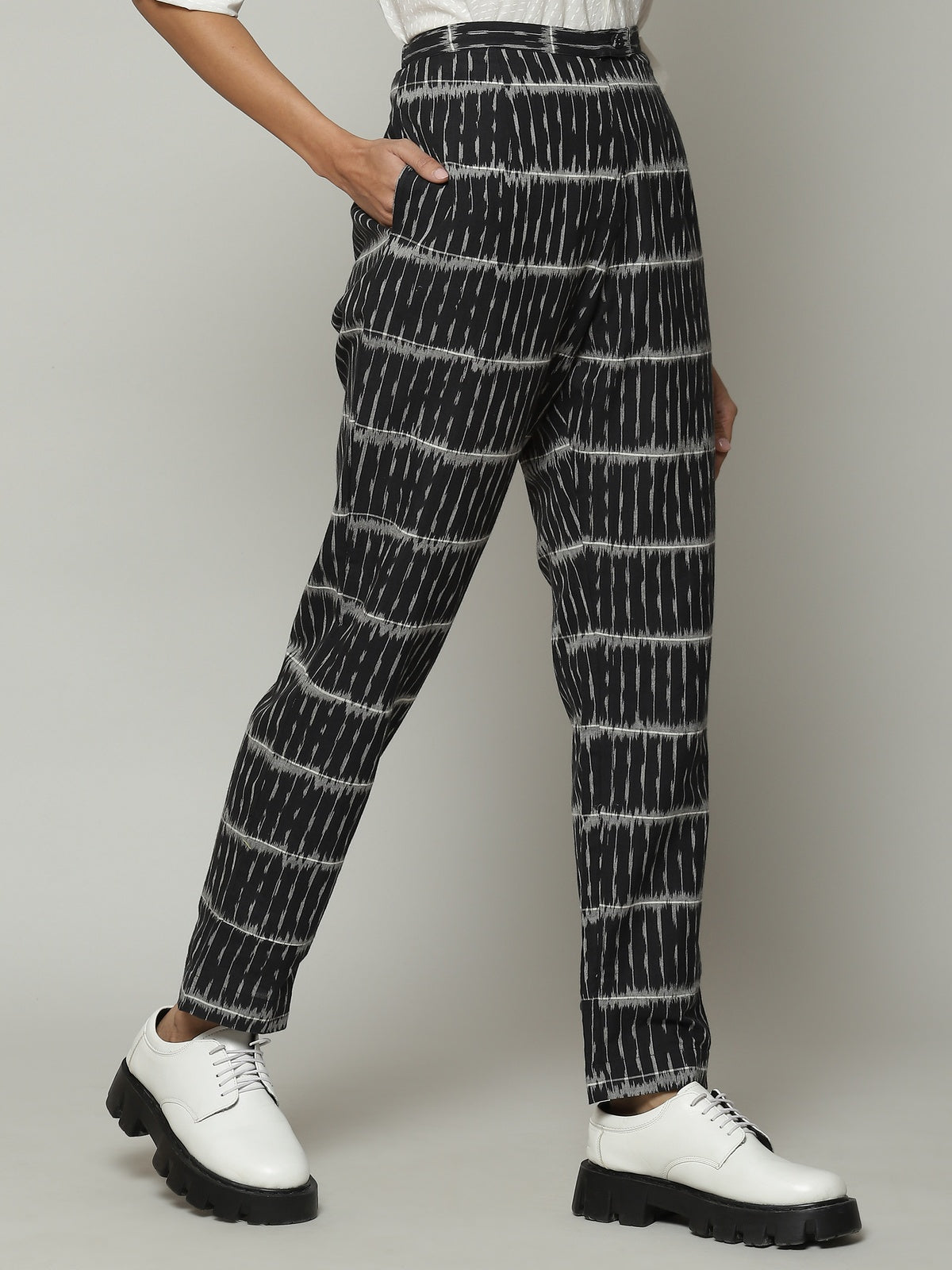 Single Ikat Cotton Pant Black