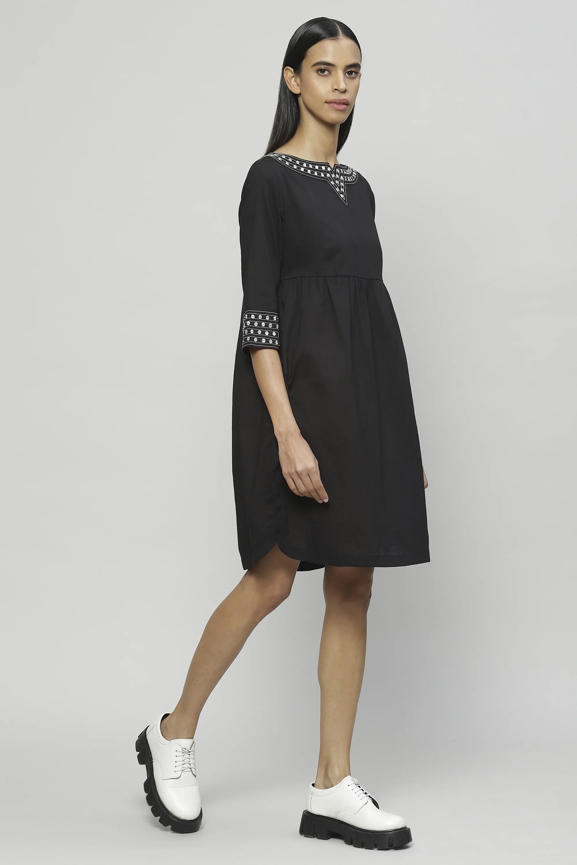 Mother Of Pearl Embroidered Cambric Tunic Black