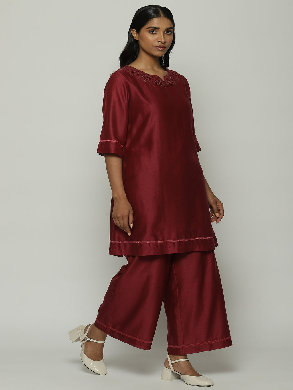 French Knot Neck Kurta