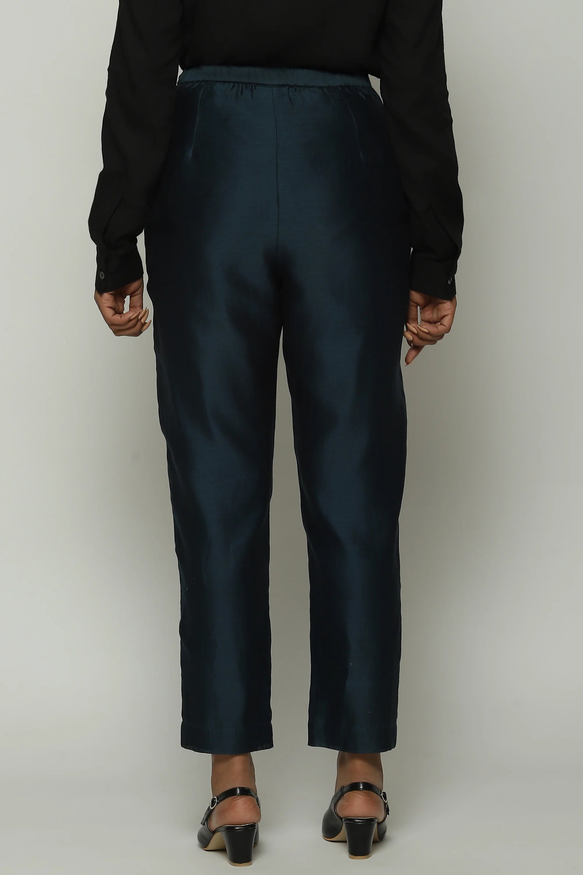 Solid Classics Trouser