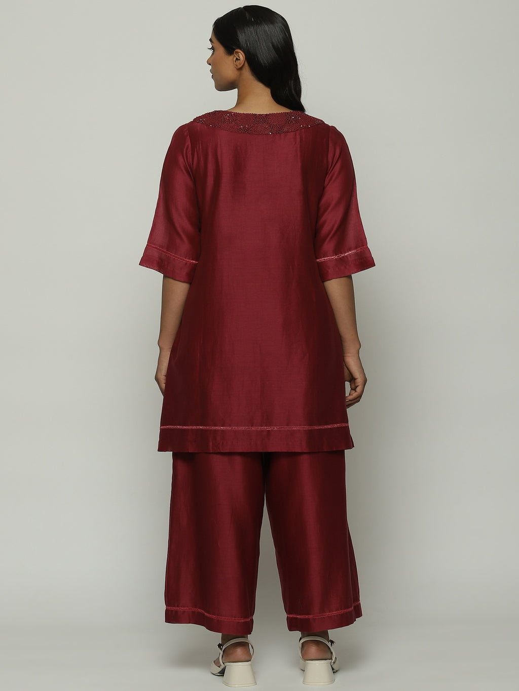 French Knot Neck Kurta
