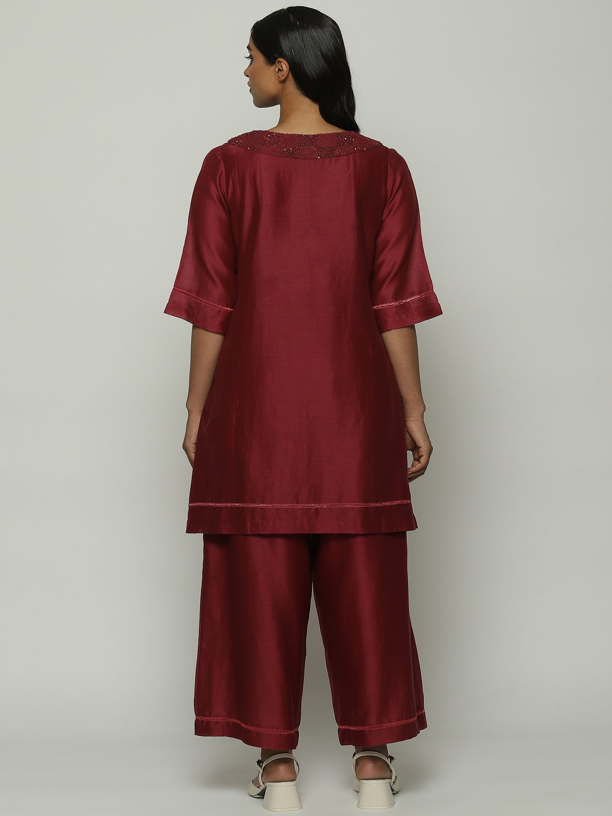 French Knot Neck Kurta