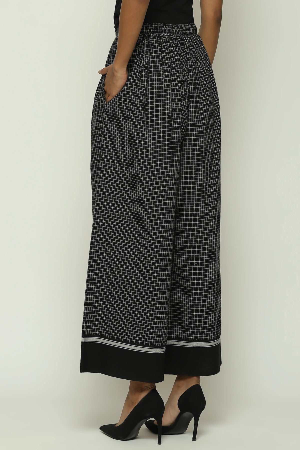 Chettinad Checks Black Border Trouser
