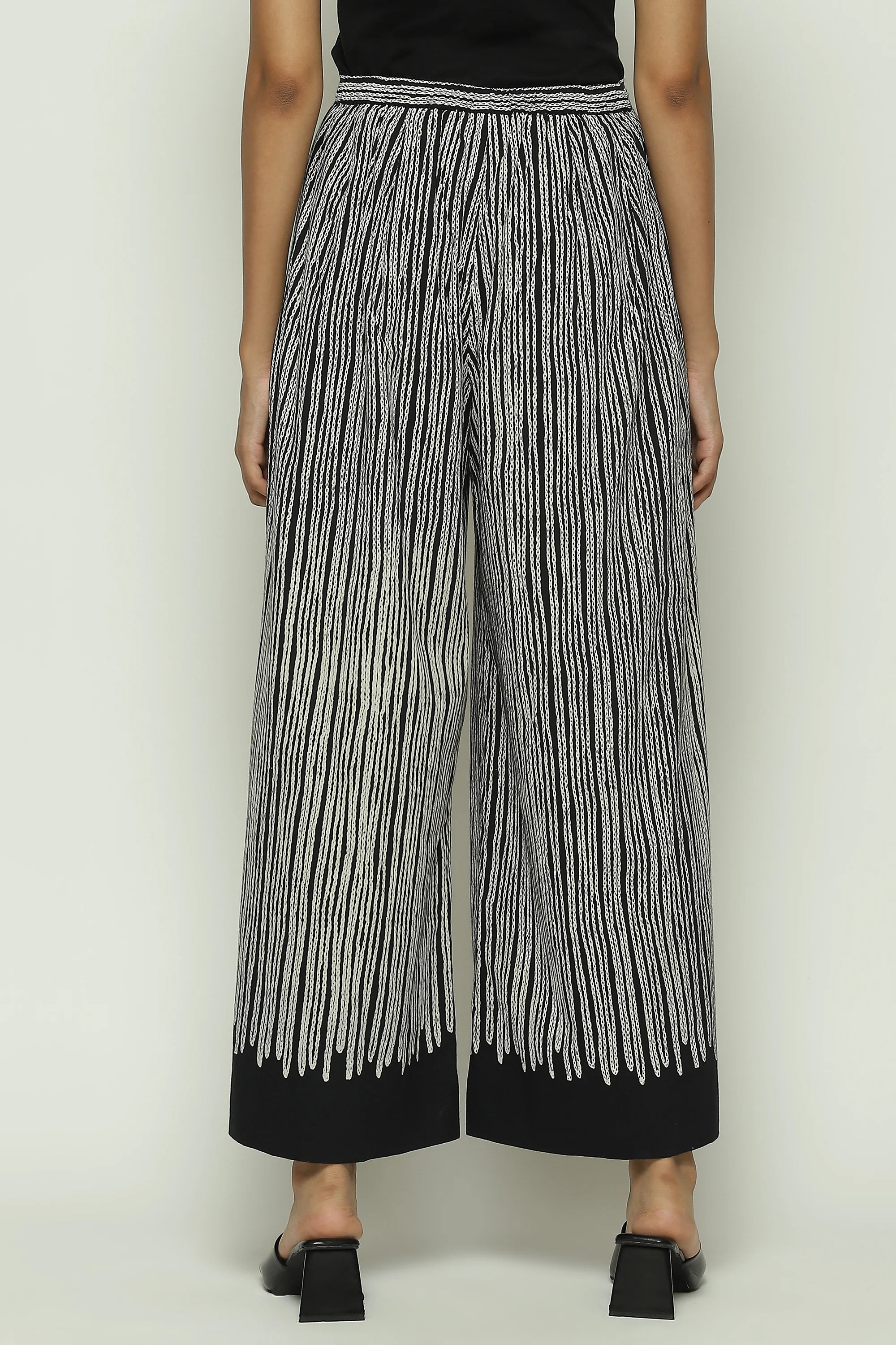 Crewel Print Trouser