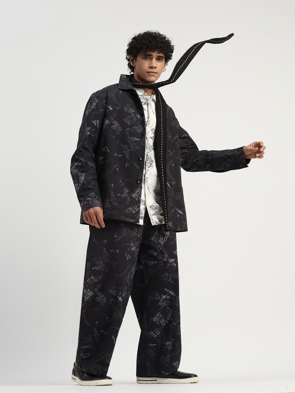 News Print Shirt Jacket