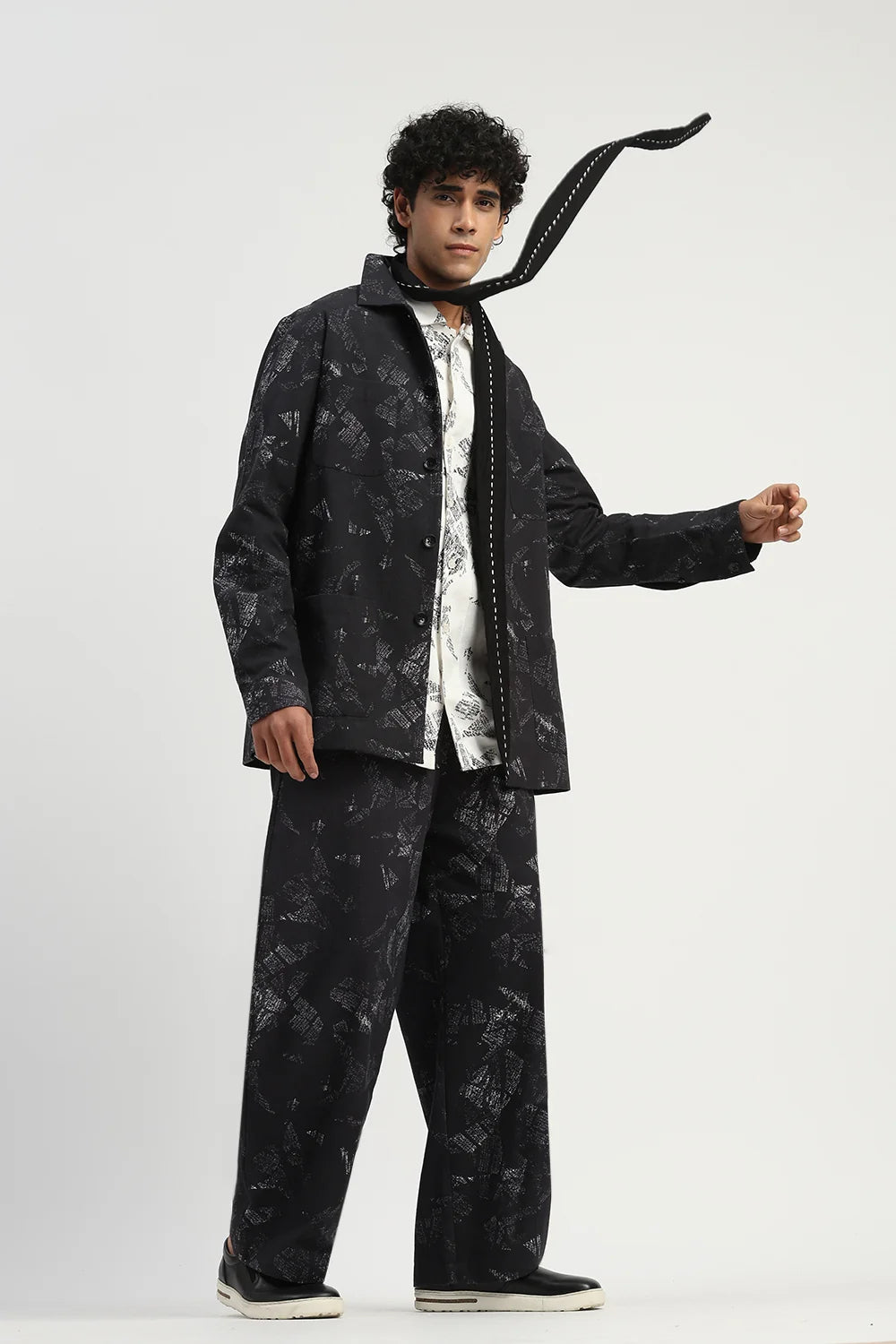 News Print Shirt Jacket