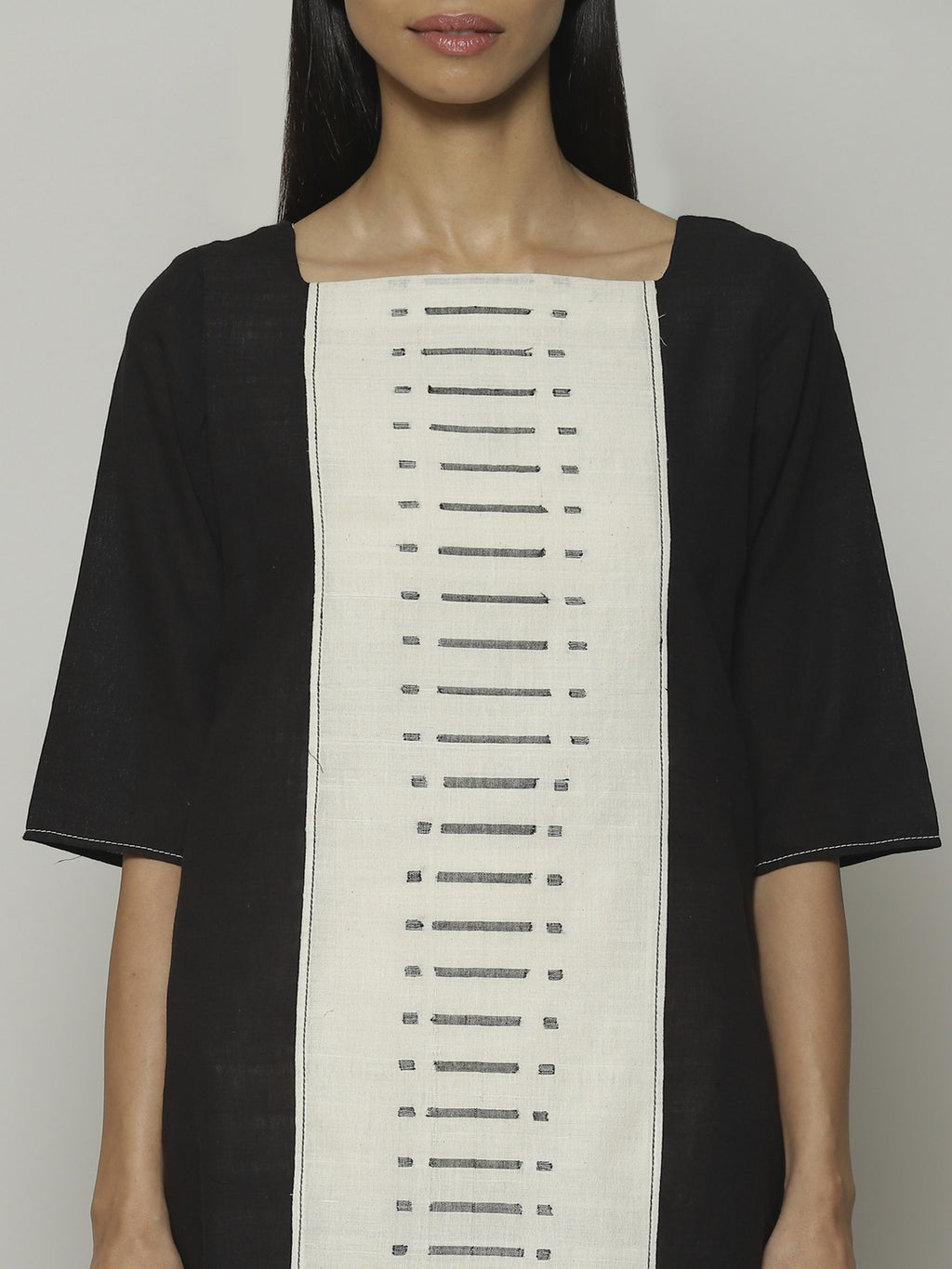 Body Kuppadam Handwoven Cotton Kurta Ivory-Black