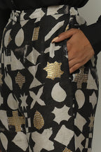 Symbol Print  & Sequins Tapered Pant