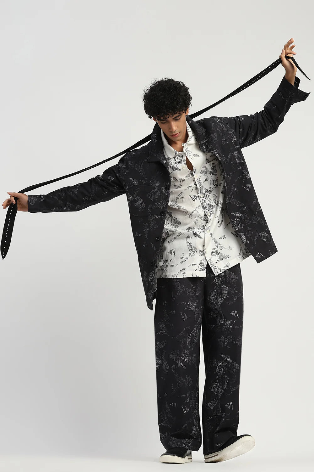 News Print Shirt Jacket Black